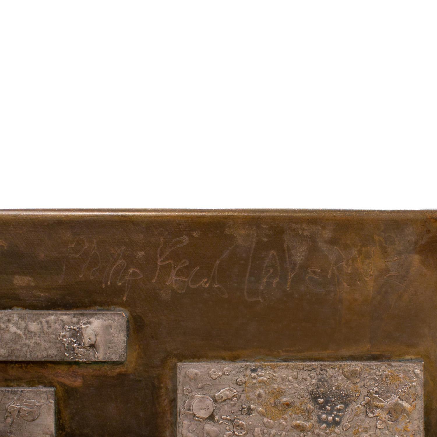 Bronze Table basse rare Philip & Kelvin LaVerne avec motif chinois des années 1970 (signé) en vente