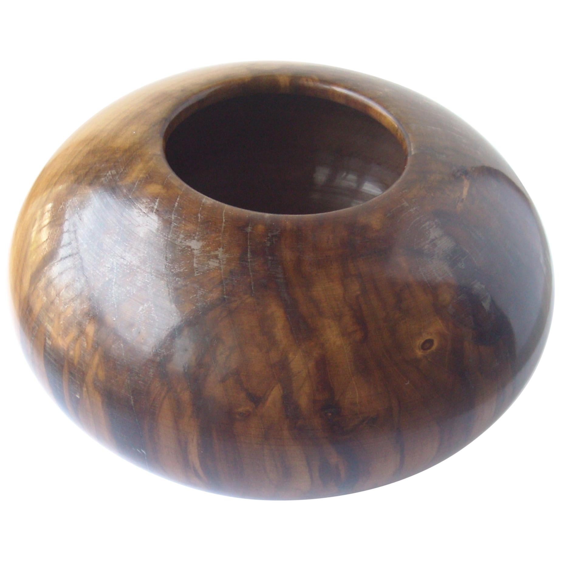 Philip Moulthrop, Museum Quality Tulipwood Vessel, Vase, Bowl, 5890, Signed