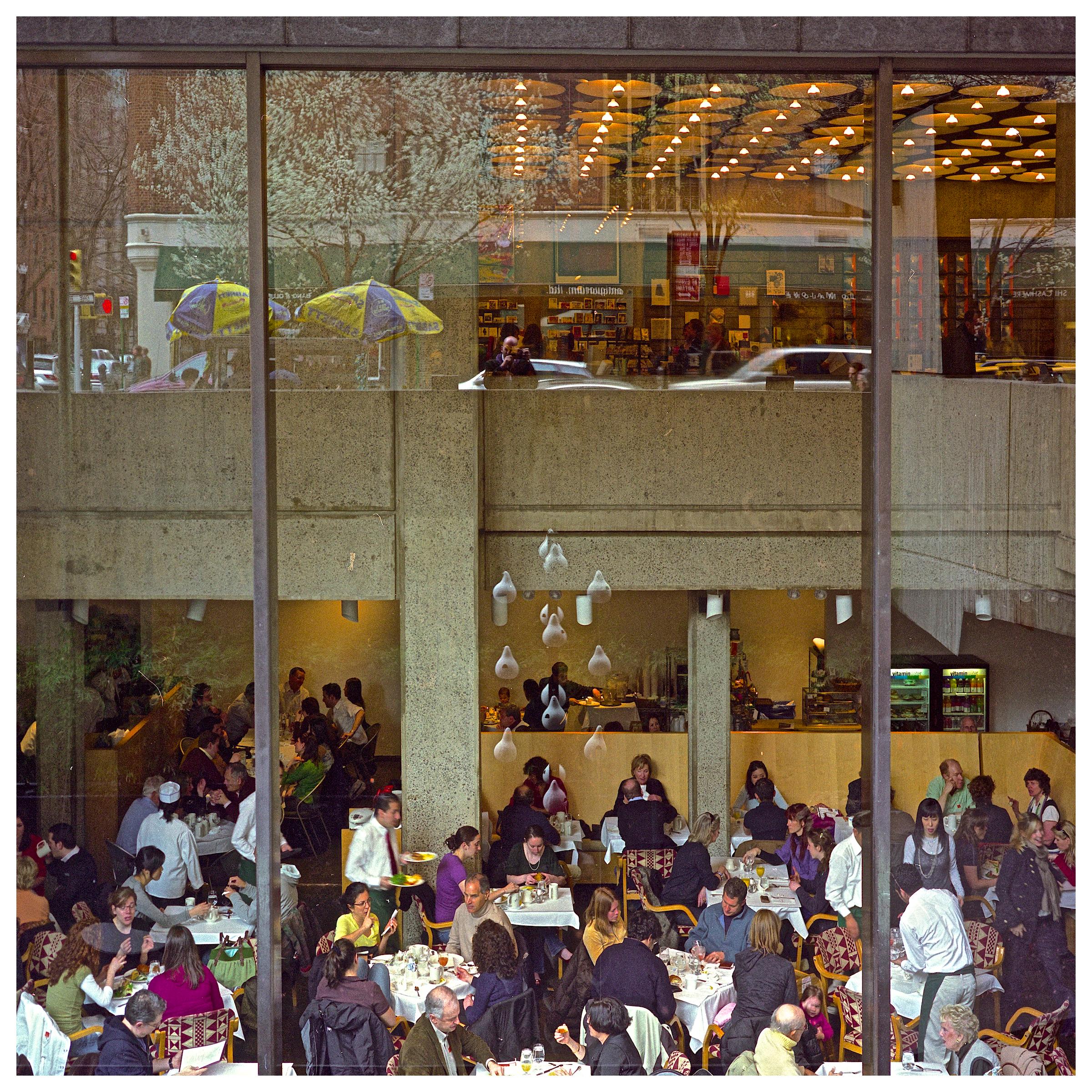 Philip Shalam Color Photograph - LUNCH AT THE WHITNEY - CONTEMPORARY PHOTOGRAPHY - COLOUR PHOTOGRAPH