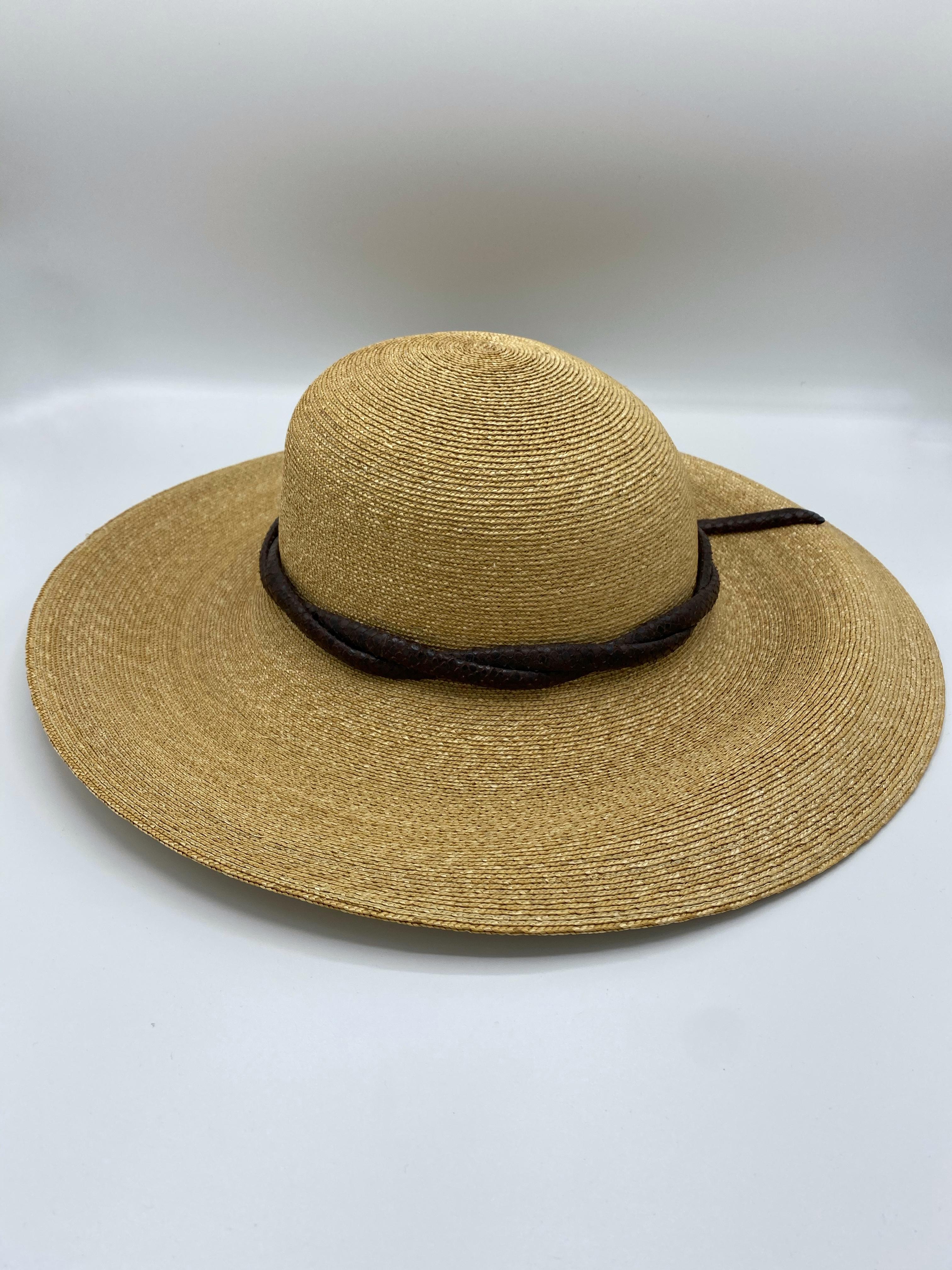 Philip Treacy London Sombrero de paja beige y piel de animal marrón Marrón en venta