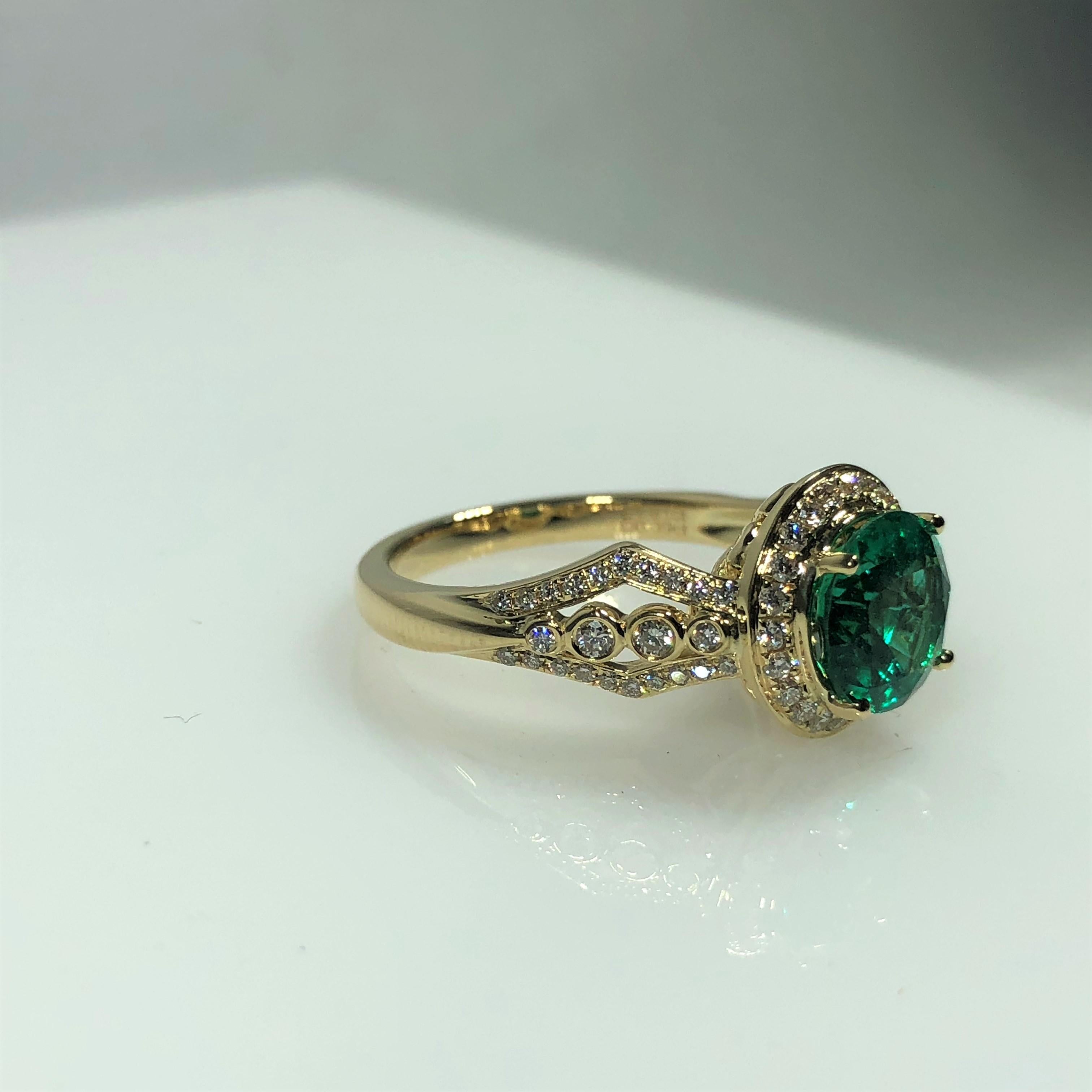 Women's or Men's Philip Zahm Designs 18 Karat 1.81 Carat Round Zambian Emerald and Diamond Ring