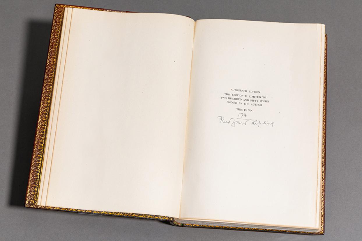 Philip Ziegler, Mountbatten, The Official Biography 4