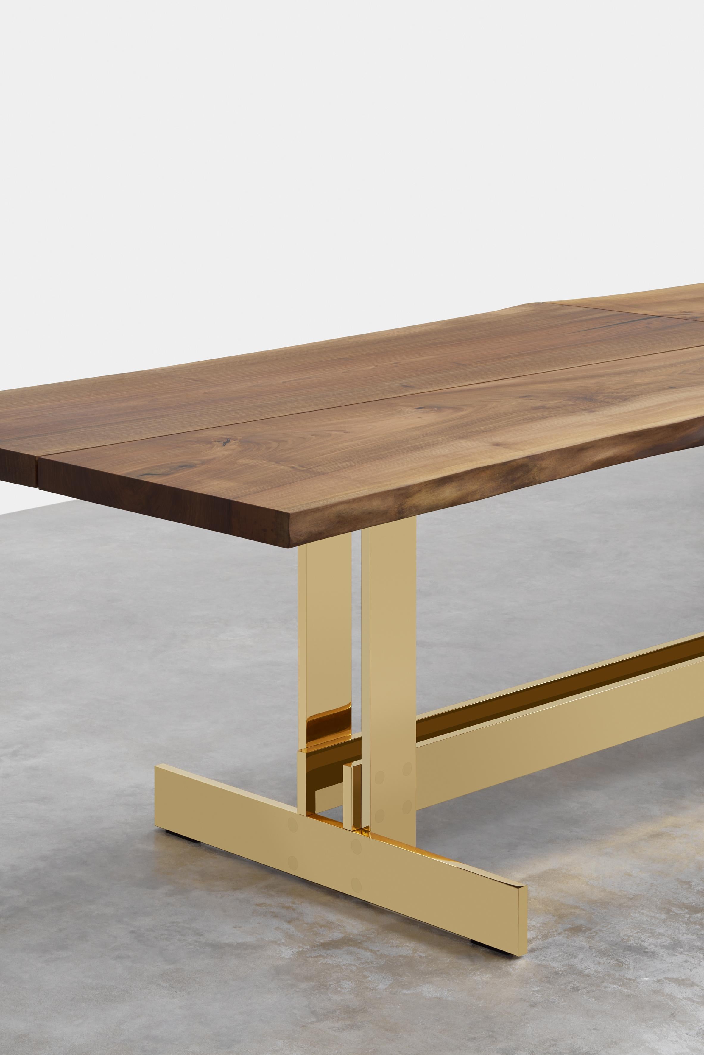 German Philipp Mainzer Trunk II Table in Walnut and Polished Brass for E15 Selected For Sale