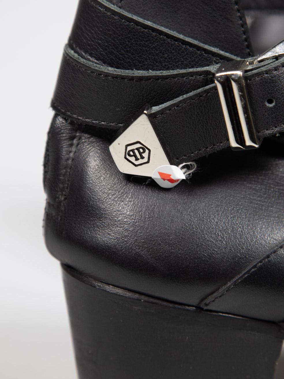 Philipp Plein Black Leather Skull Ankle Boots Size IT 38 For Sale 3