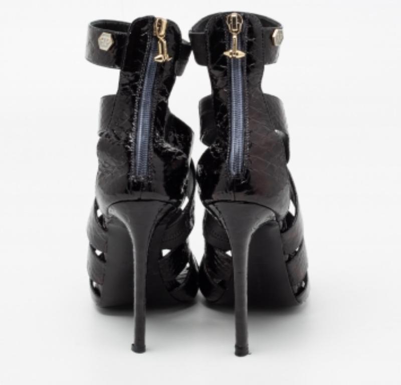 Philipp Plein Black Python Embossed Leather Strappy Sandals Size 38 For Sale 3