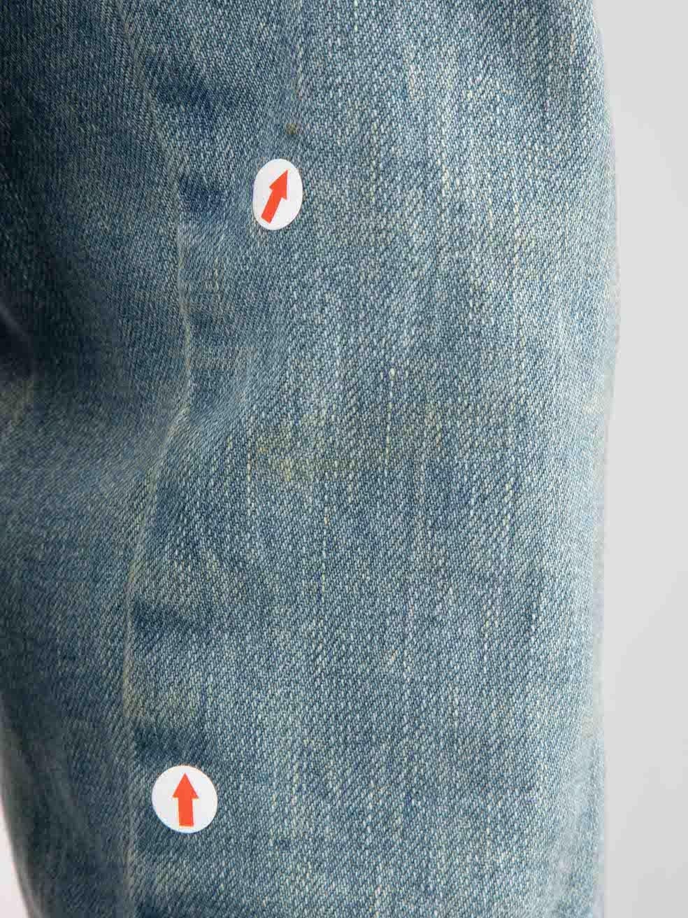 CONDITION is Good. General wear to the jacket is evident. There is discolouration around the collar of the jacket and on both sleeves. Tarnishing on the logo hardware of the used Philipp Plein designer resale item.
 
 
 
 Details
 
 
 Blue
 
 Denim
