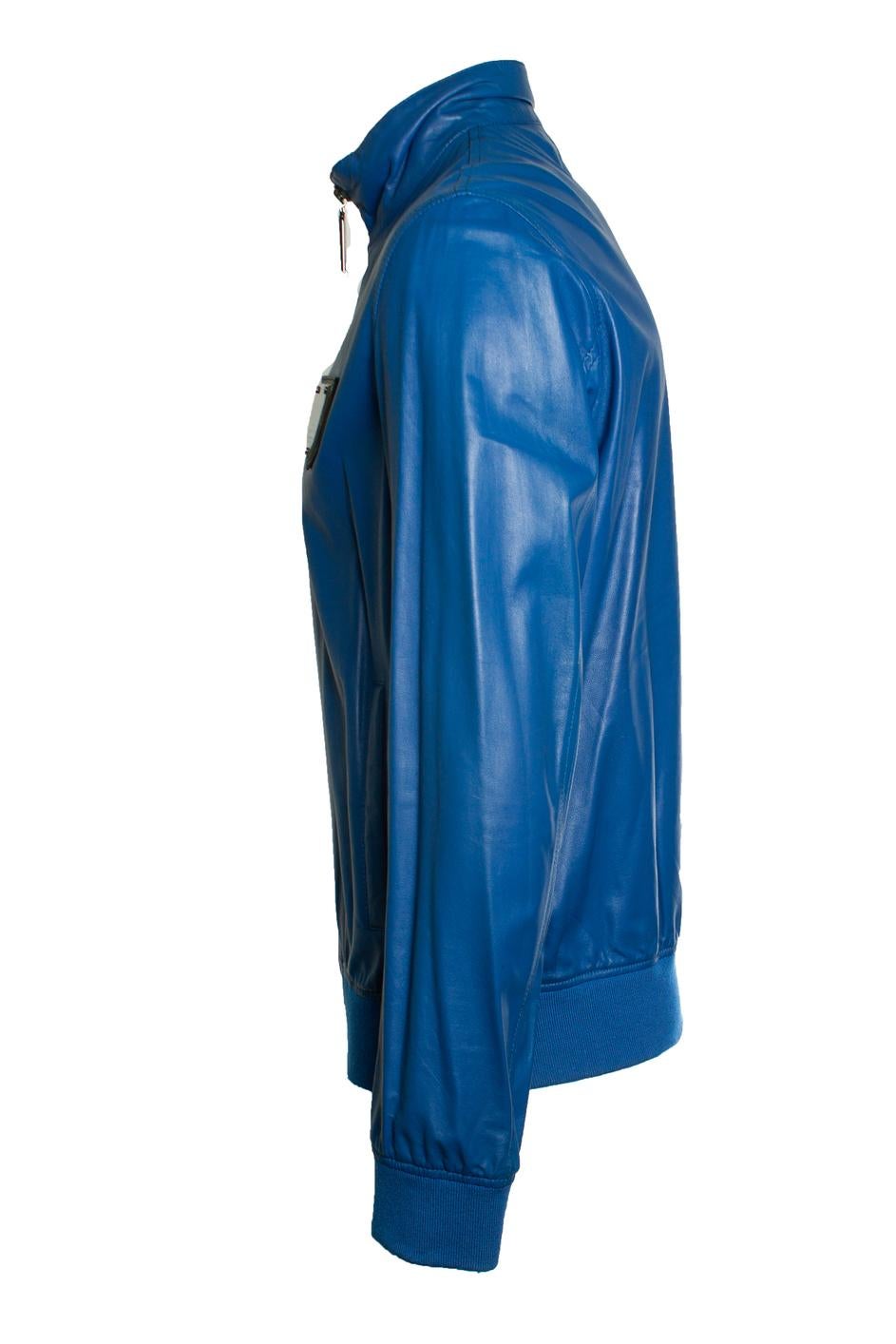 Philipp Plein, blue leather jacket. The item is new - unworn. 

CONDITION: new - unworn

SIZE: L

MEASUREMENTS: length 68 cm, bust 57 cm, waist 51 cm, shoulder width 48 cm, sleeve length 66 cm

MATERIAL: 100% lamb leather

CARE: specialist