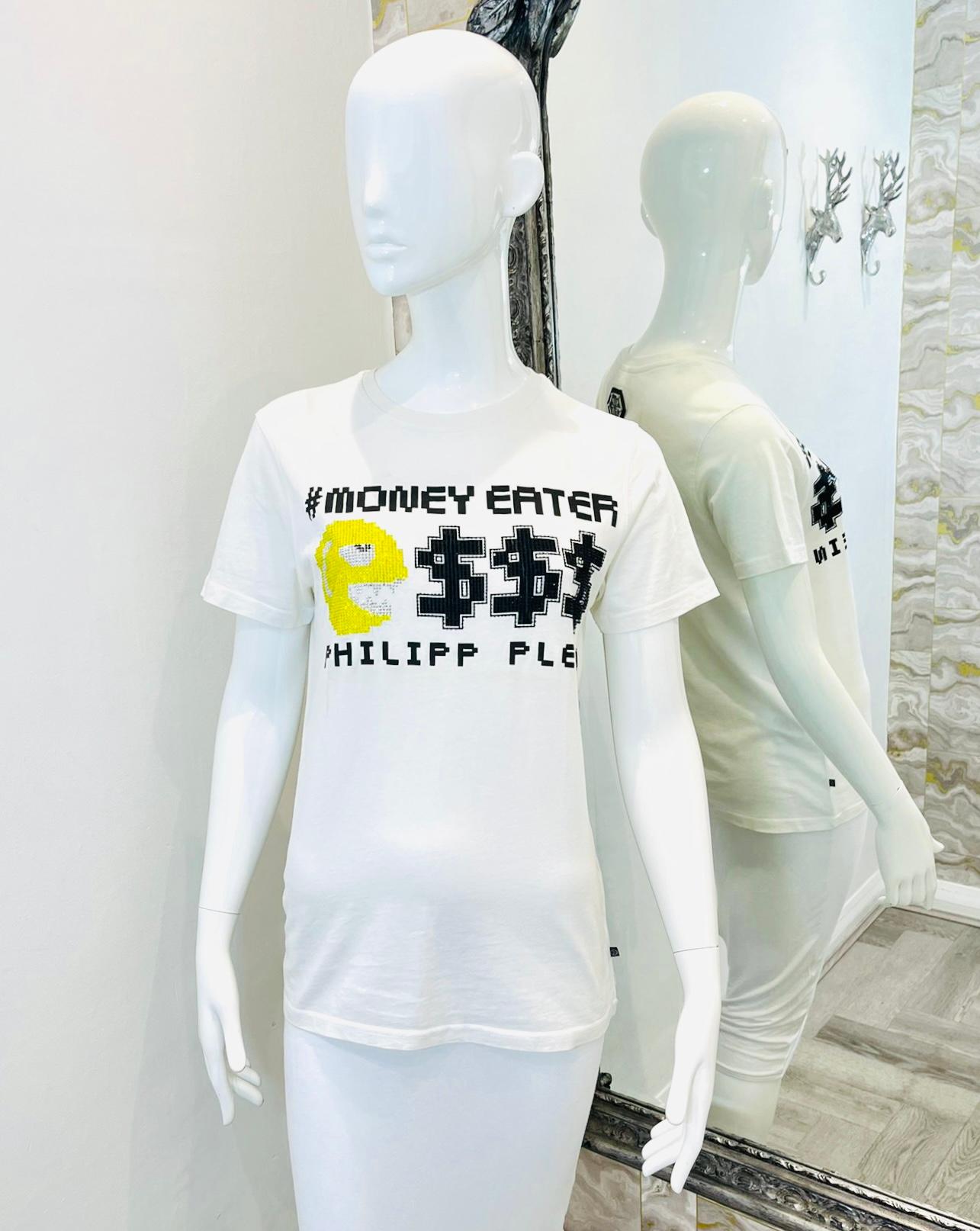 Philipp Plein Cotton Crystal Logo T-Shirt

White T-Shirt designed with 'Money Eater' crystal embellished logo.

Featuring classic fit, crew neckline and short sleeves.

Size – S (Label missing but corresponds)

Condition – Very Good

Composition –