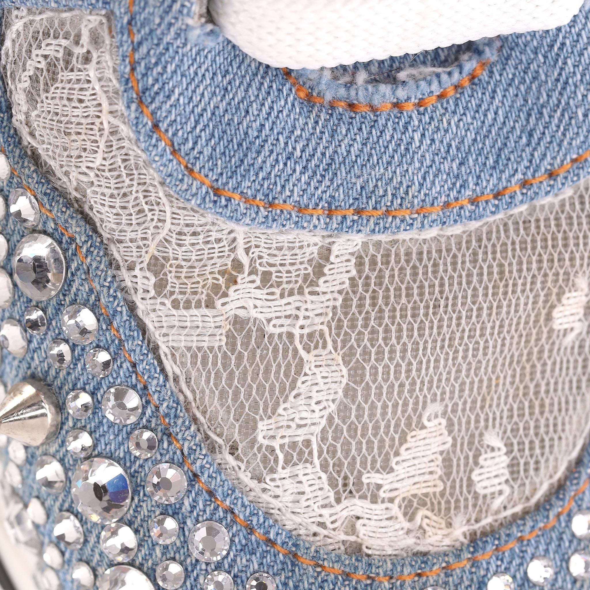 Philipp Plein Denim-Sportschuhe mit Spitze, Kristallen und Nieten verziert im Angebot 7