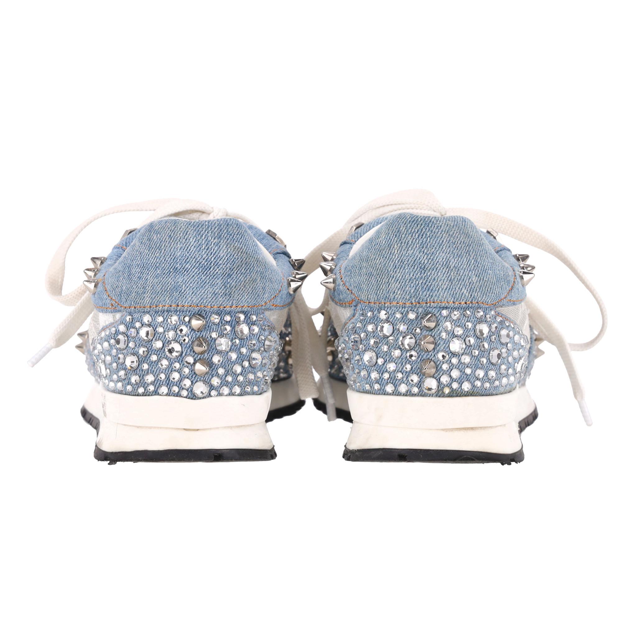 Philipp Plein Denim-Sportschuhe mit Spitze, Kristallen und Nieten verziert im Zustand „Gut“ im Angebot in London, GB