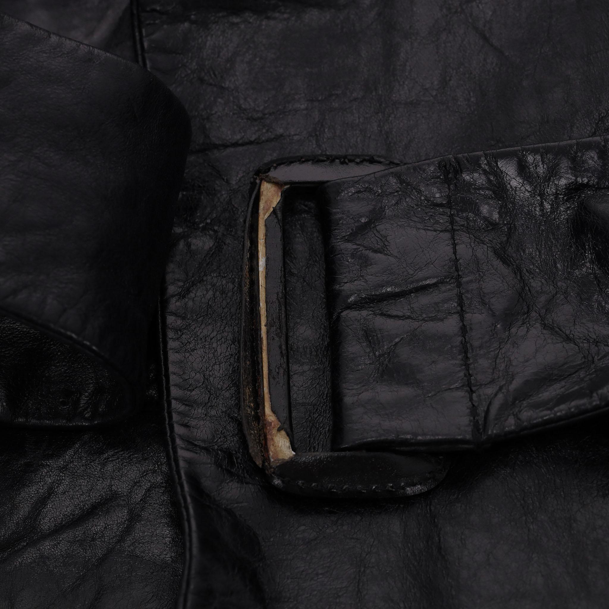 Philipp Plein Ltd Edition Logo Trench in pelle in vendita 7