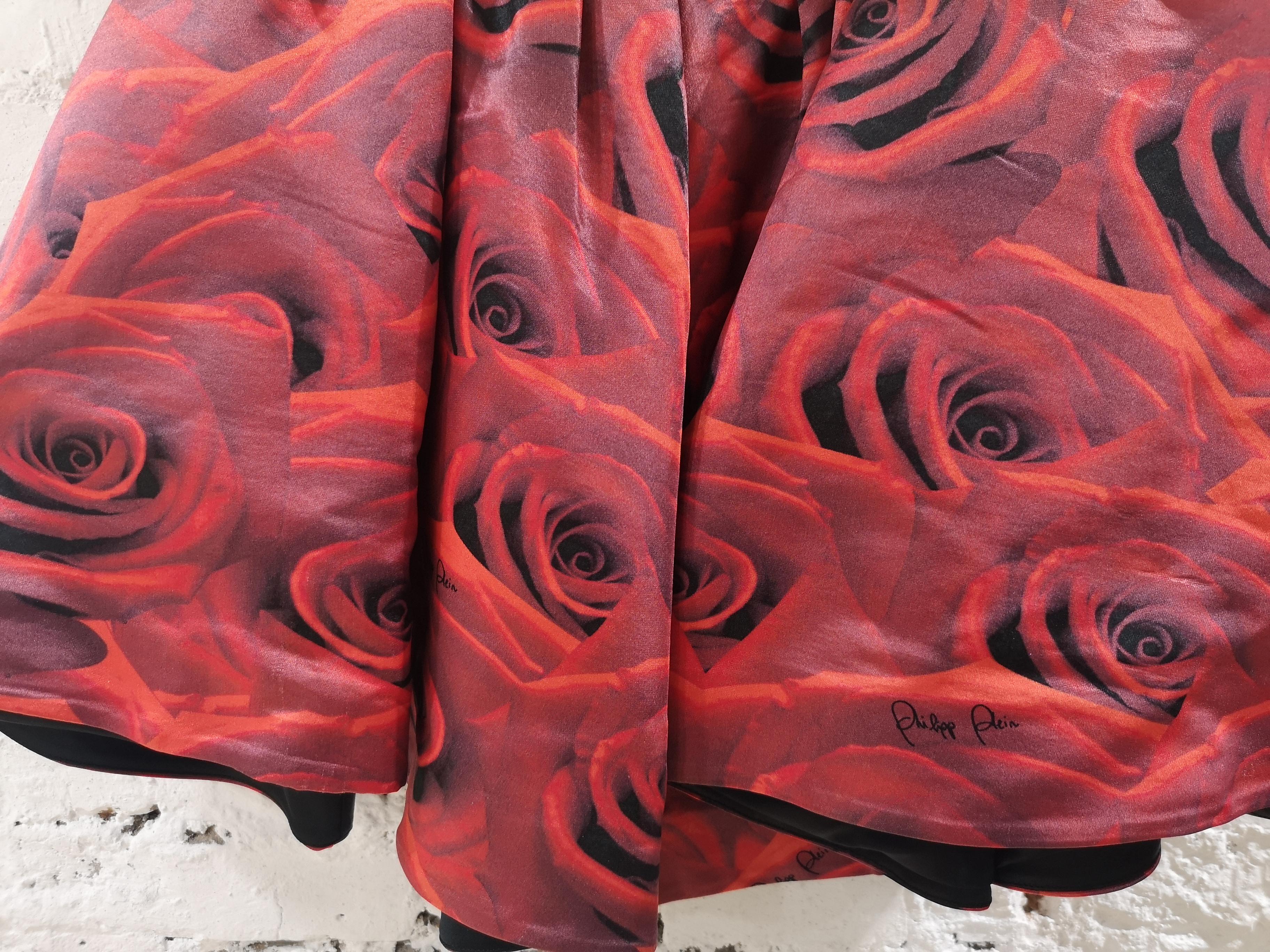 Philipp Plein - Jupe de roses rouges en vente 3