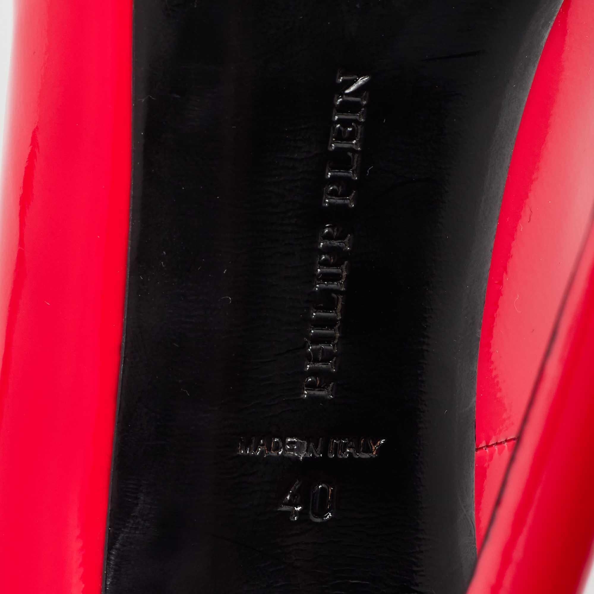 Philipp Plein rose escarpins à bout pointu en cuir verni, taille 40 en vente 3