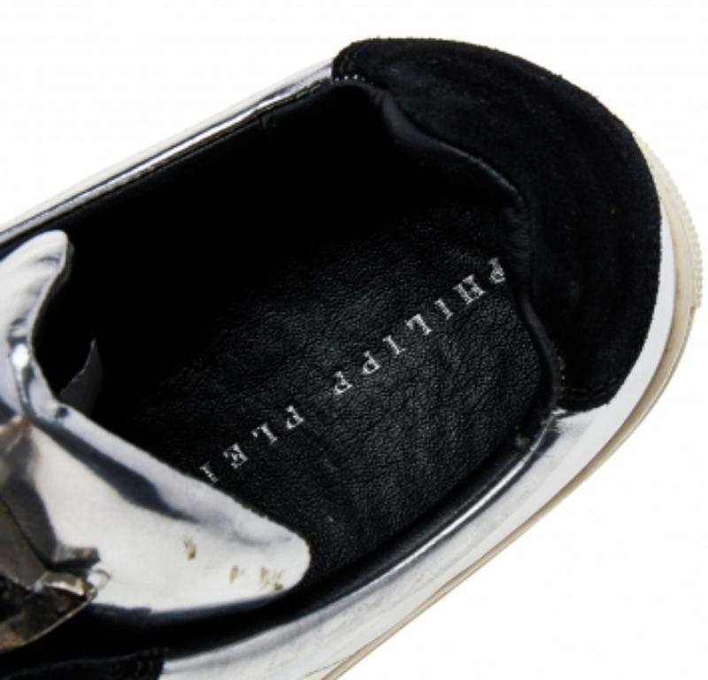 Philipp Plein Silver /Black Leather And Suede Low Top Sneakers Size 41 In Good Condition In Dubai, Al Qouz 2