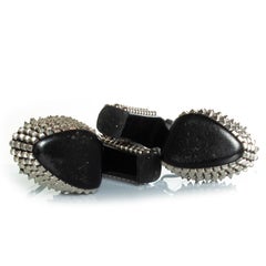 Philipp Plein, Nietenbesetzte Plateausandalen