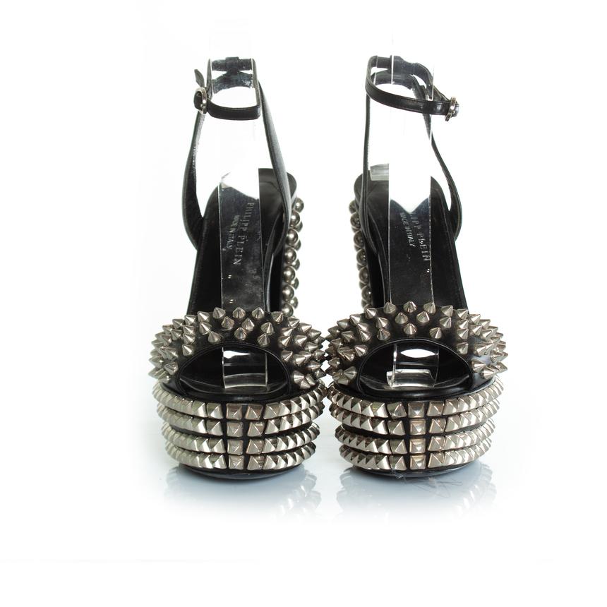 Philipp Plein, Studded platform sandals In Good Condition For Sale In AMSTERDAM, NL