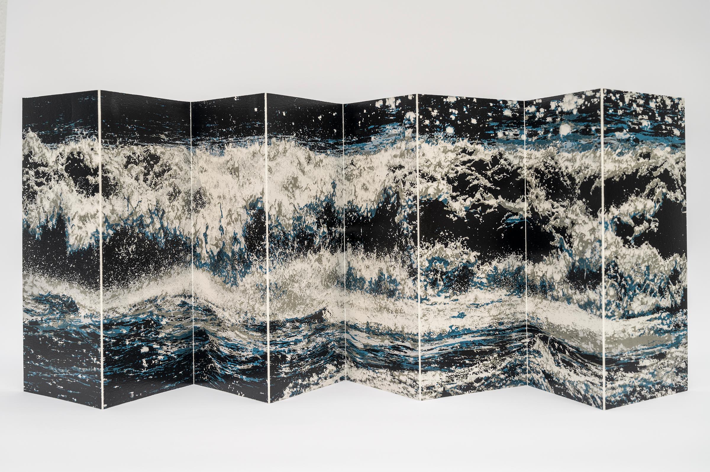 Symphonie. Die Musik der Wellen (Grau), Landscape Print, von Philippa Smith