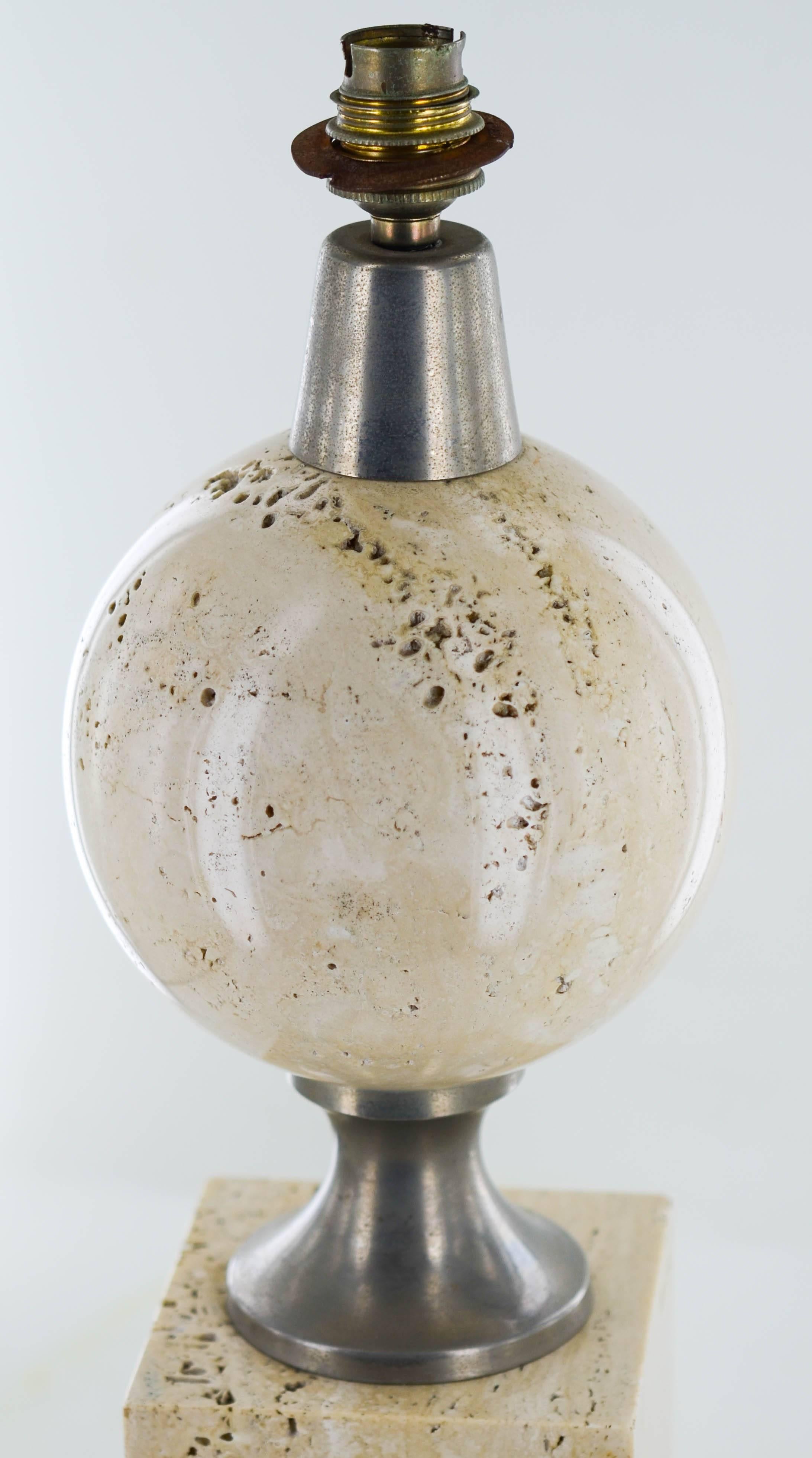 French Philippe Barbier Desk Lamp in Travertine, France, circa 1970, Mid-Century Modern For Sale