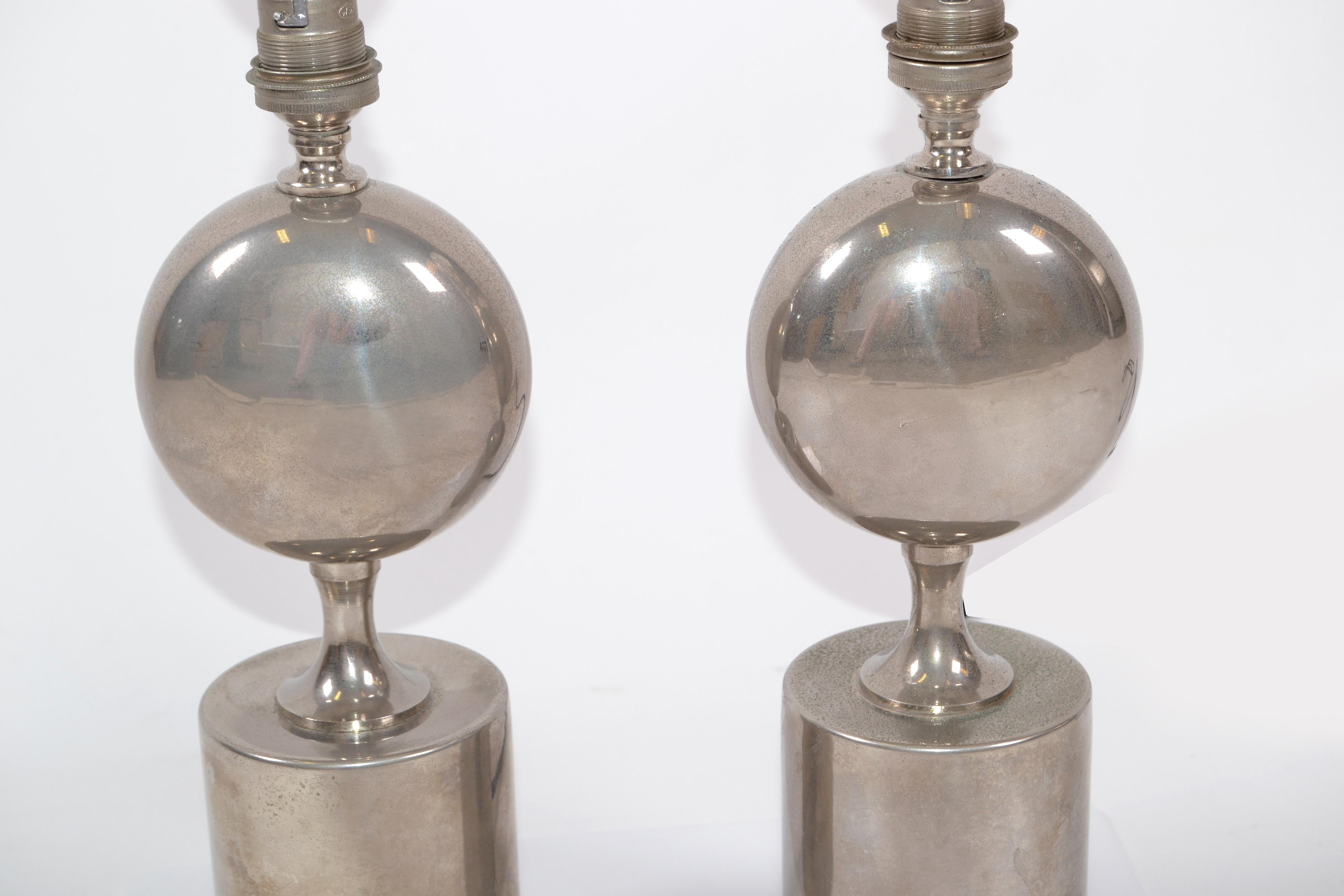 Plaqué Philippe Barbier - Lampes de table chromées modernes du milieu du siècle Maison Barbier, paire en vente