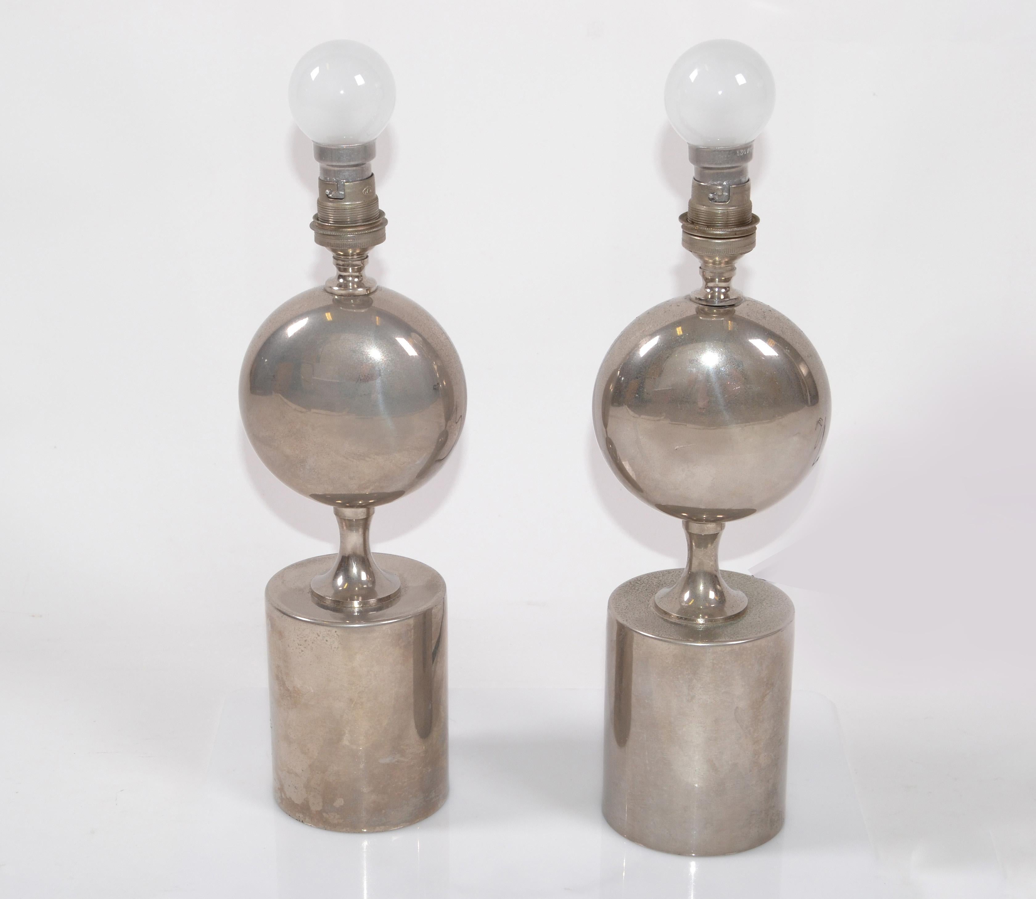 Chrome Philippe Barbier - Lampes de table chromées modernes du milieu du siècle Maison Barbier, paire en vente