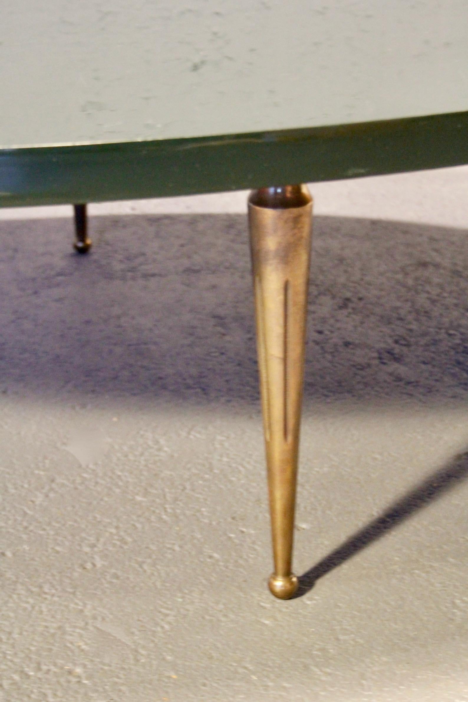 Philippe Barbier Table basse ovale en résine verte avec insert en agate signée en vente 4