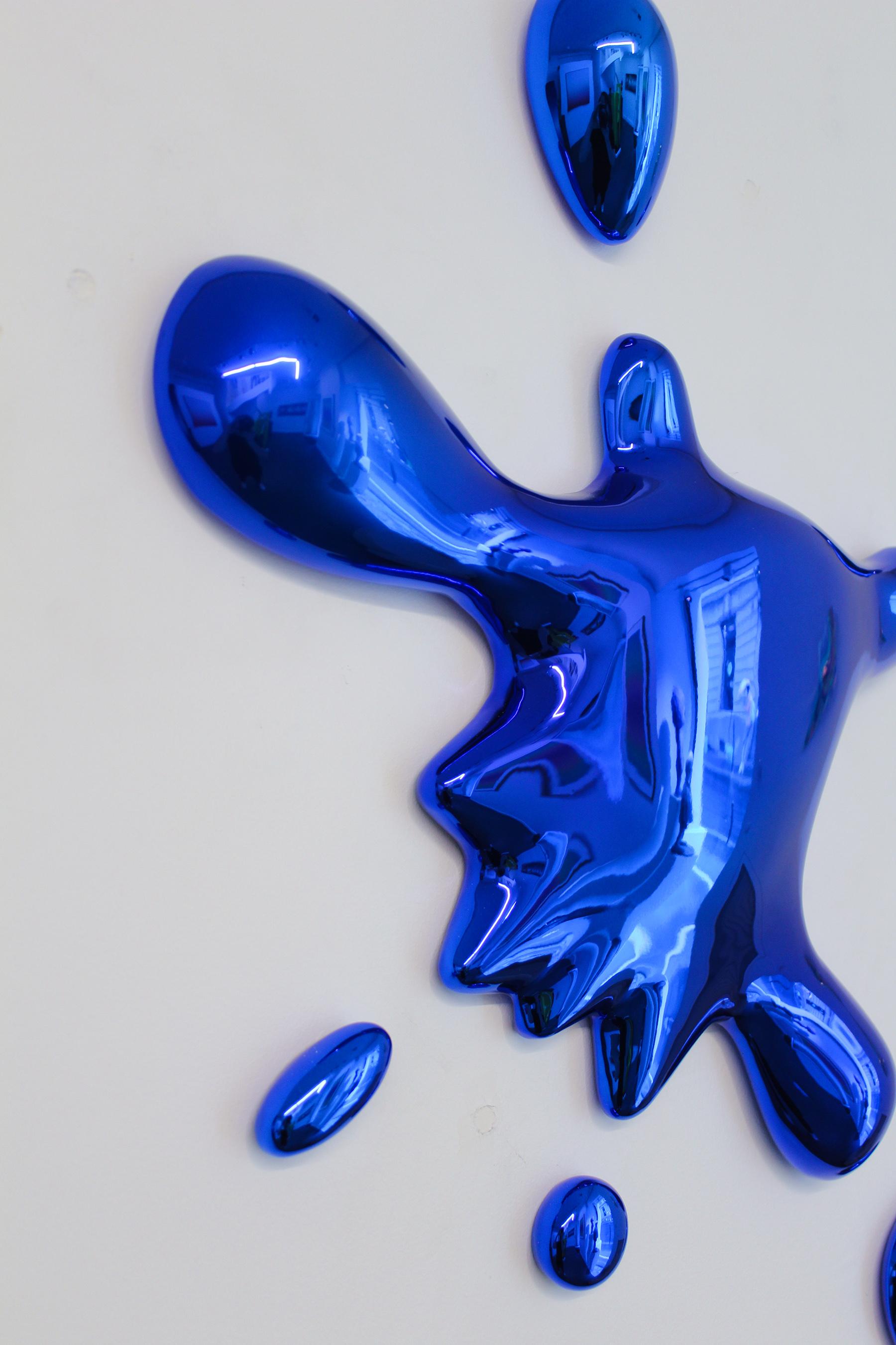 Splash Bleu - Sculpture by Philippe Berry