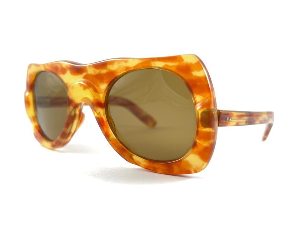 Philippe Chevallier Avant Garde Translucent Light Tortoise Sunglasses 1960s  For Sale 8