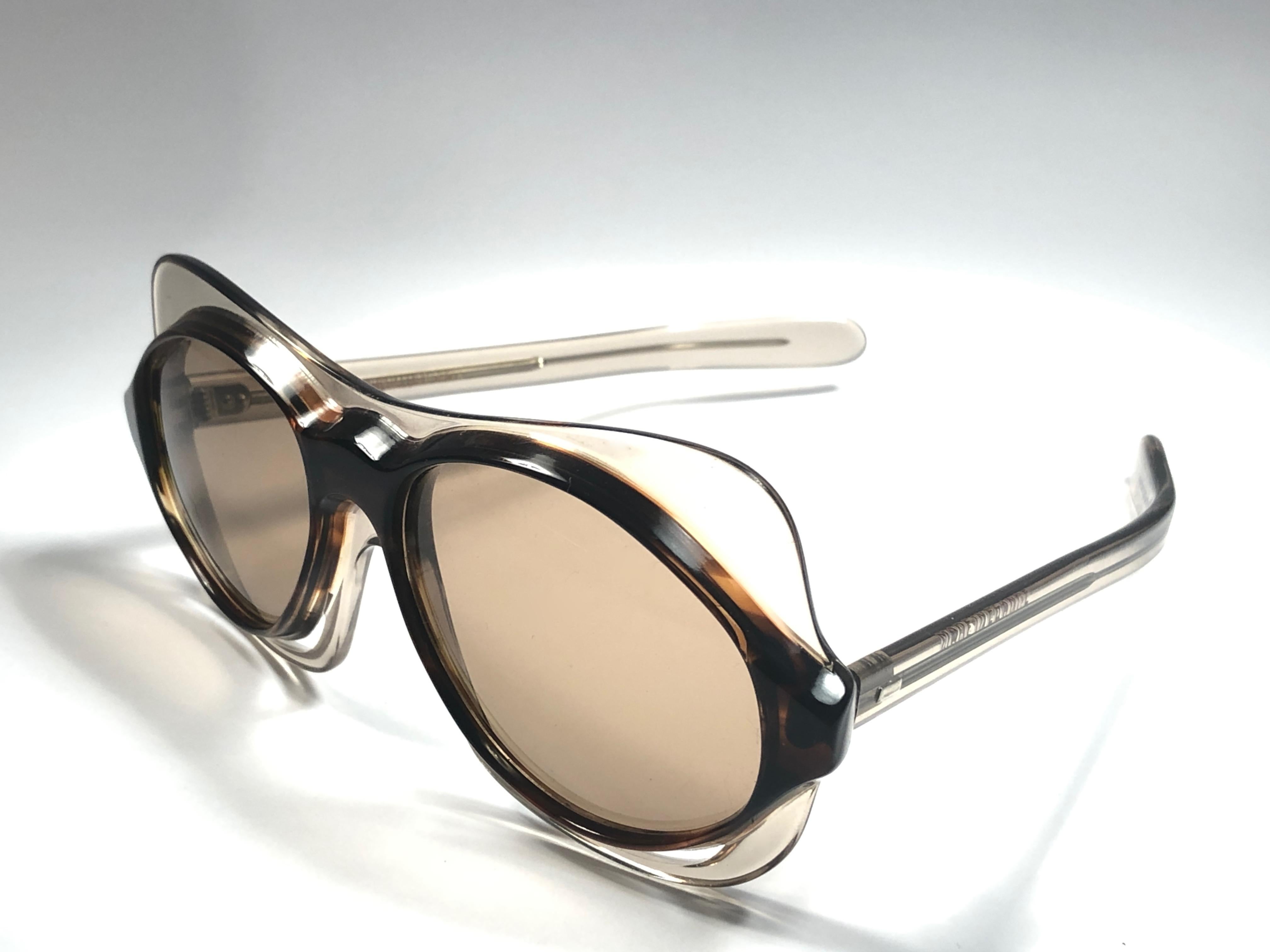 Philippe Chevallier Vintage Avant Garde Translucent Sunglasses, 1960s In Excellent Condition In Baleares, Baleares