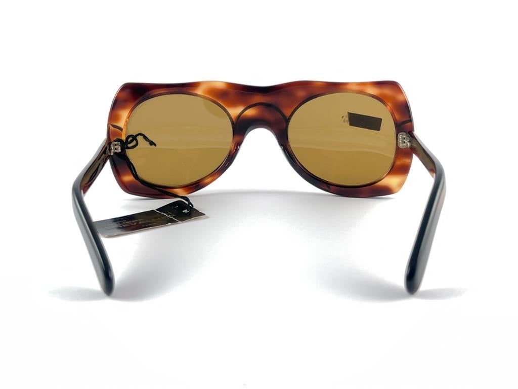Philippe Chevallier Vintage Avant Garde Translucent tortoise Sunglasses 1960s  For Sale 9