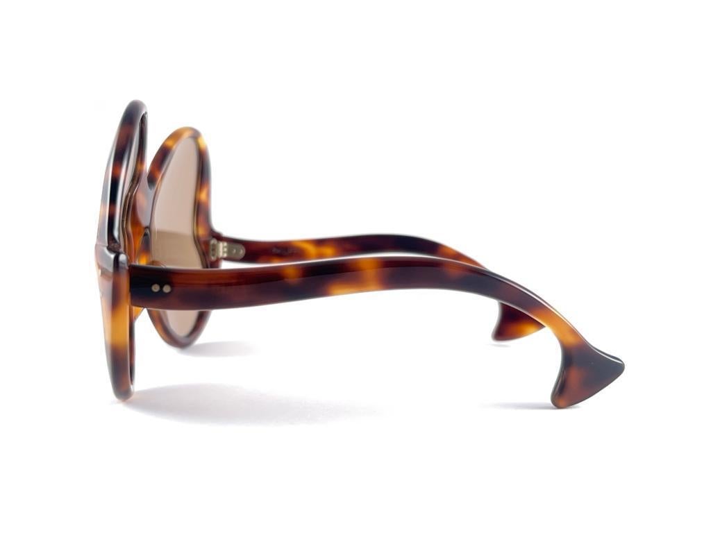 Philippe Chevallier Vintage Tortoise Oval Oversized Sunglasses 1960's France  Unisexe en vente