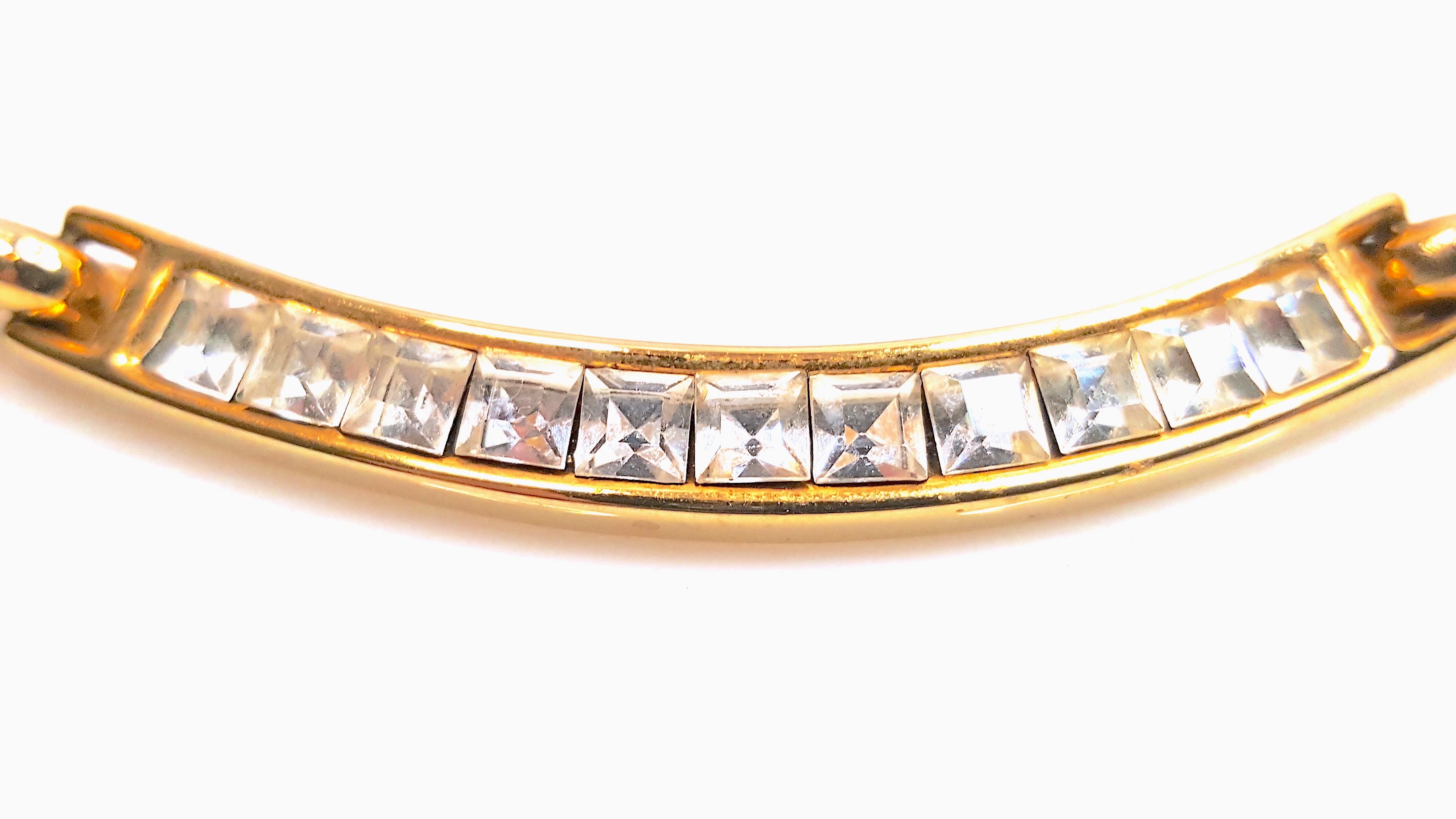 Taille carrée Trifari AlfredPhilippe GoldDemiParure Boucles d'oreilles à pampilles et collier à maillons en cristal en vente