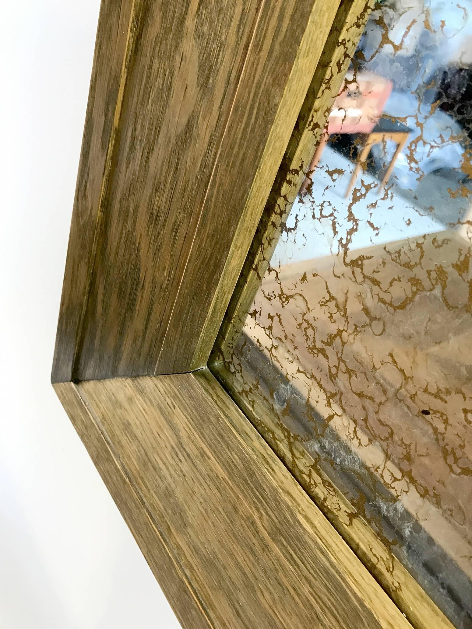 Spiegel geformten Rahmen Eiche getönten grauen Bronze, Tönung Effekt Eis von Philippe Delzers für Elitis. Einzigartiges Stück, nie bearbeitet. 
Signiert auf der Rückseite, Echtheitszertifikat des Künstlers.
Persönliche Sammlung des Künstlers,