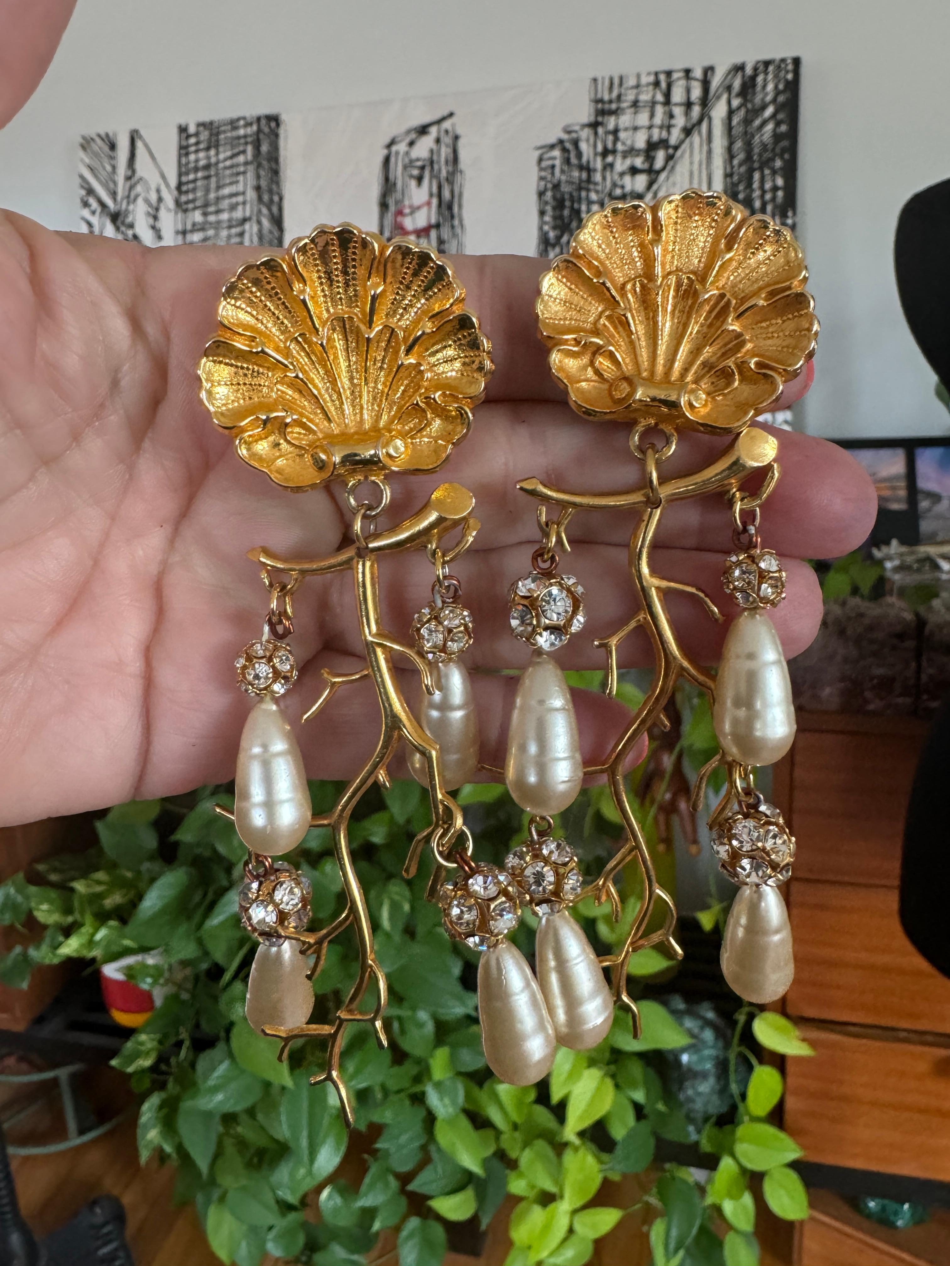 Philippe Ferrandis Boucles d'oreilles lustre perles baroques Nouveau stock ancien des années 1990 en vente 2