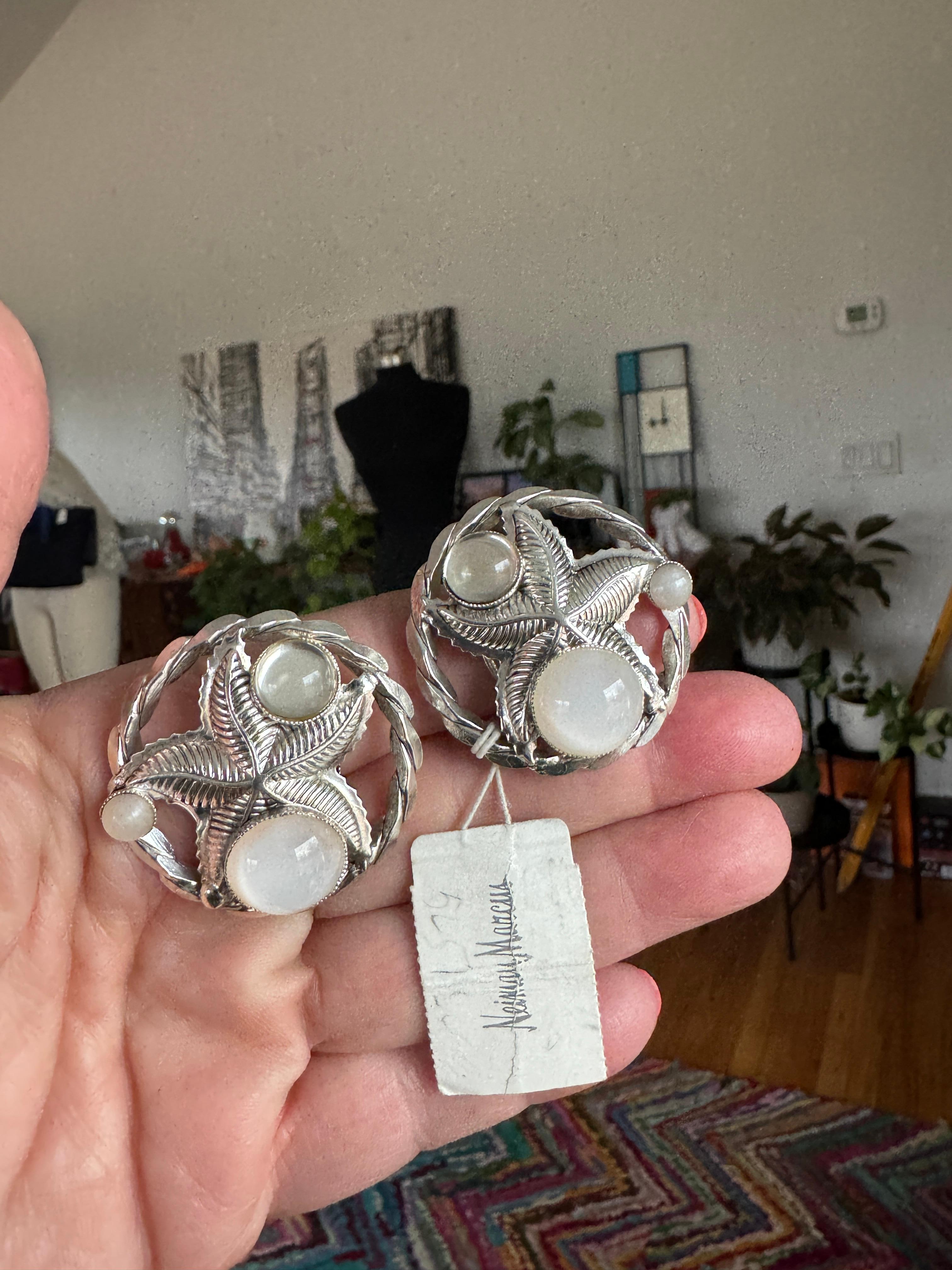 Orecchini Philippe Ferrandis con cabochon di vetro e stella marina in argento, mai indossati - Anni '90 in vendita 6