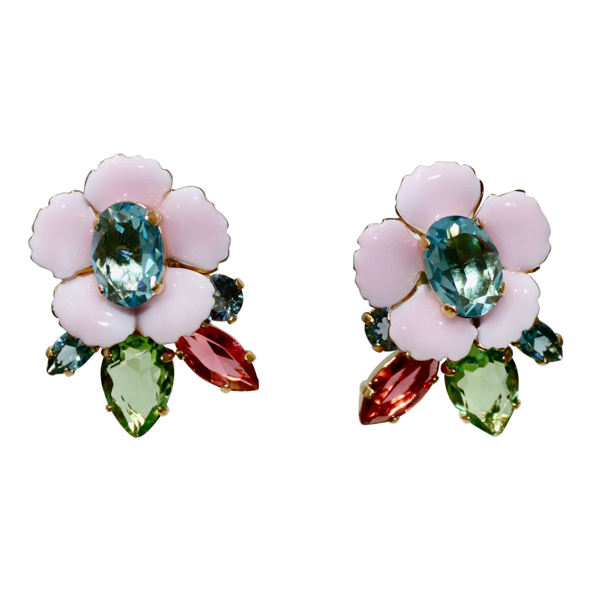 From Philippe Ferrandis collection, these earrings are made with enamel and Swarovski crystal . Gilded brass metal

Philippe Ferrandis has been a parurier in Paris since 1986. He creates two collections a year, always different and spectacular