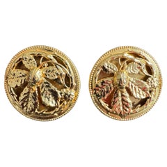 Philippe ferrandis Boucles d
oreilles boutons à fleurs, années 1990