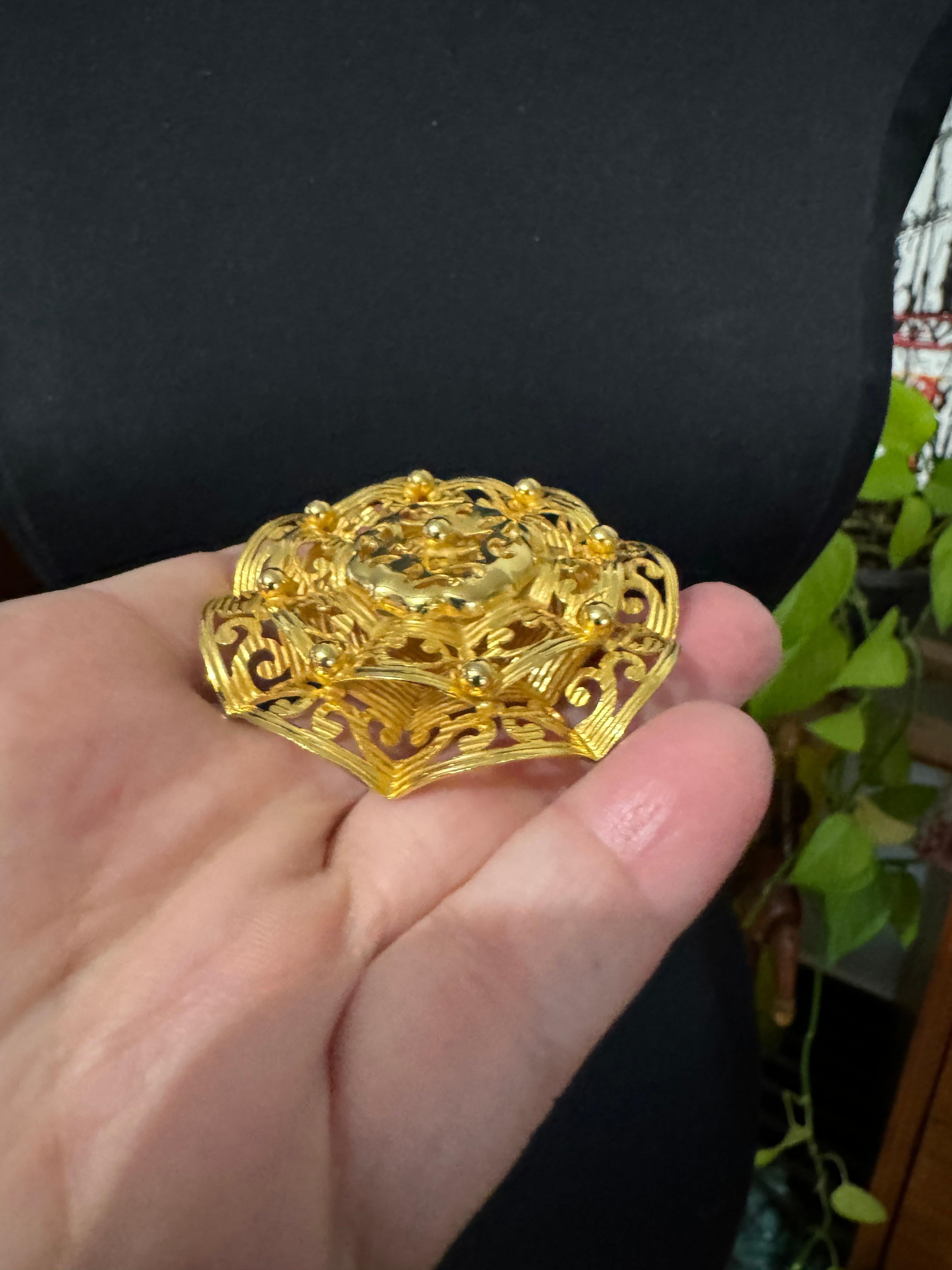 Vergoldete Philippe Ferrandis-Brosche/Anstecknadel 1990er Jahre im Angebot 6