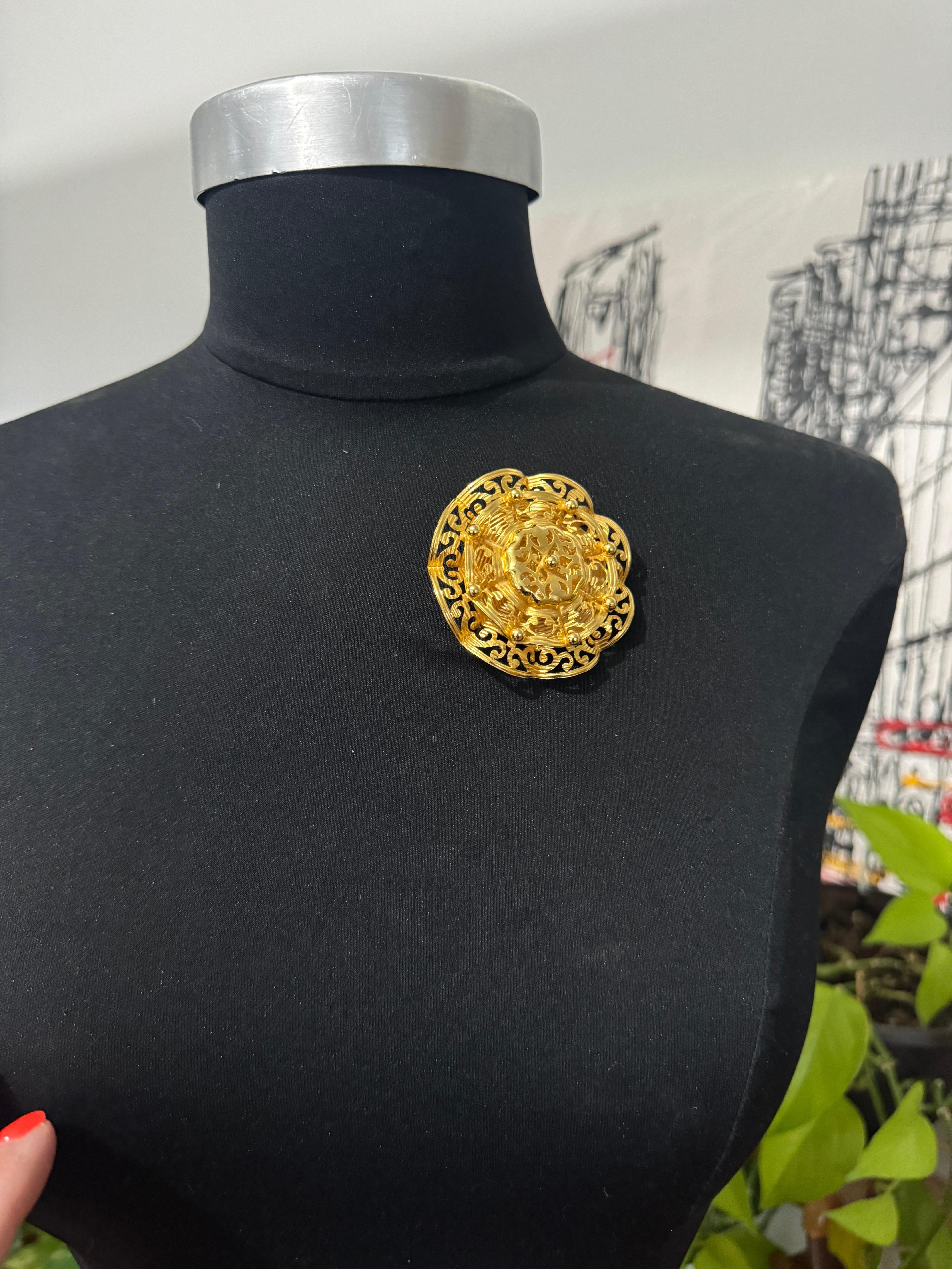 Vergoldete Philippe Ferrandis-Brosche/Anstecknadel 1990er Jahre im Angebot 8