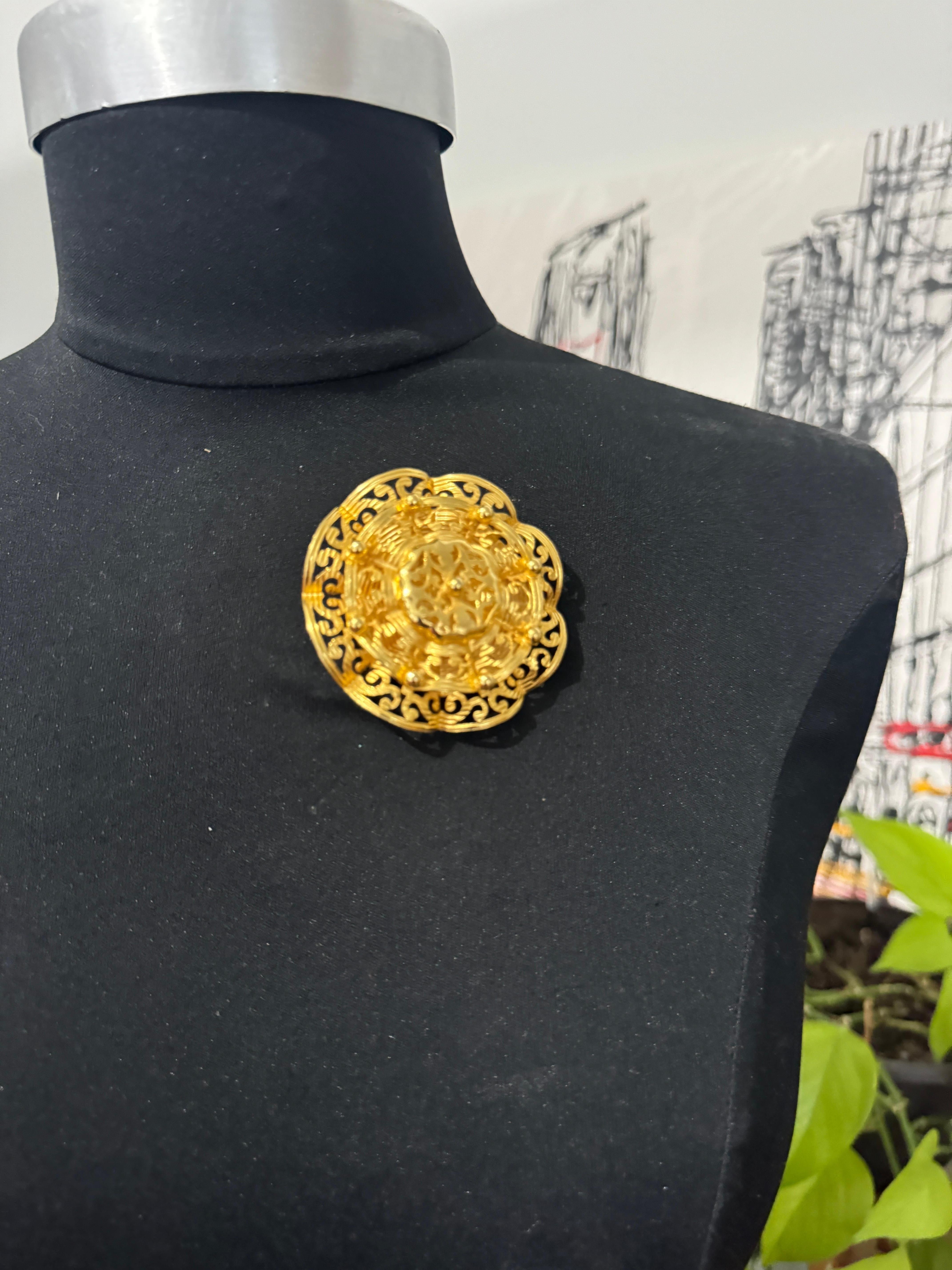 Vergoldete Philippe Ferrandis-Brosche/Anstecknadel 1990er Jahre im Angebot 9