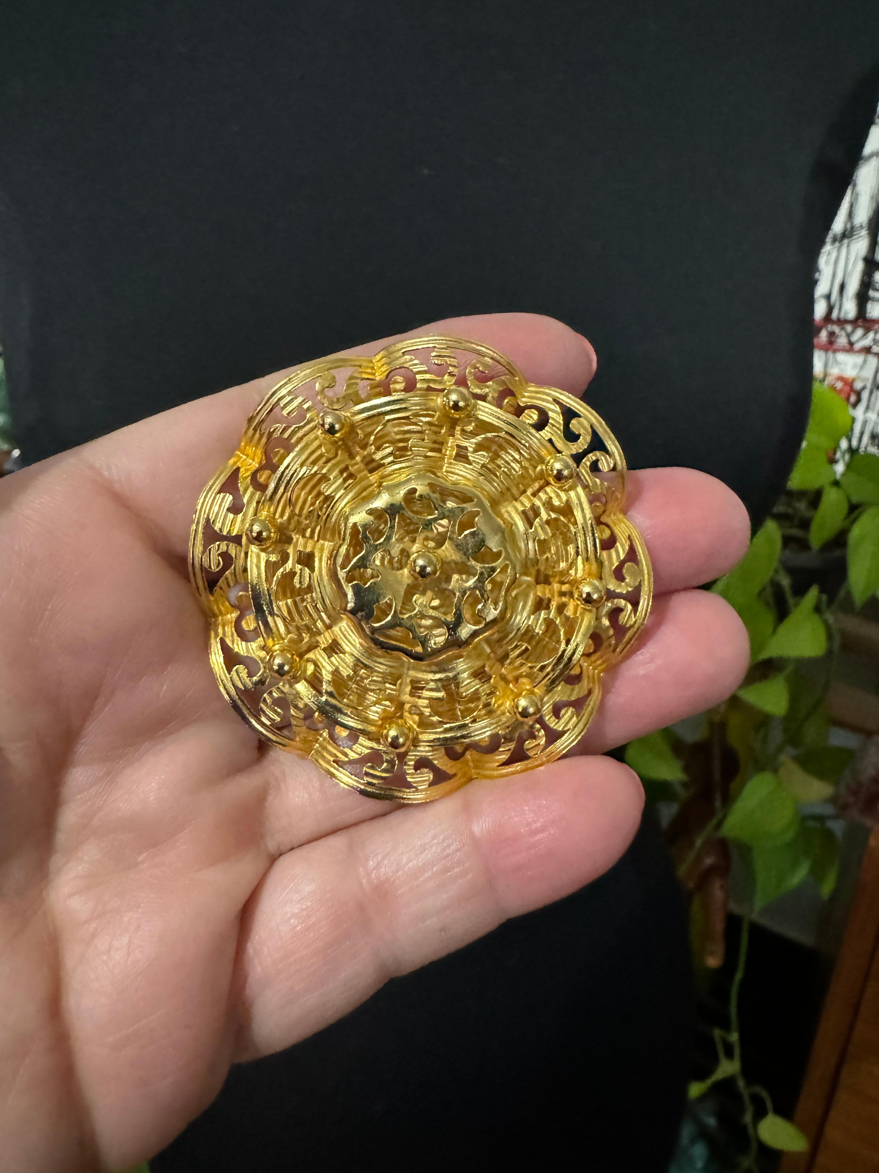 Vergoldete Philippe Ferrandis-Brosche/Anstecknadel 1990er Jahre im Angebot 4