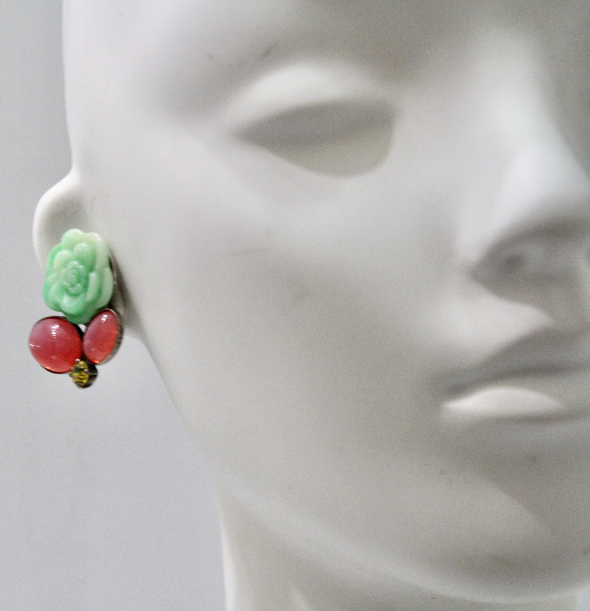 Artisan Philippe Ferrandis Green Flower Clip earrings For Sale