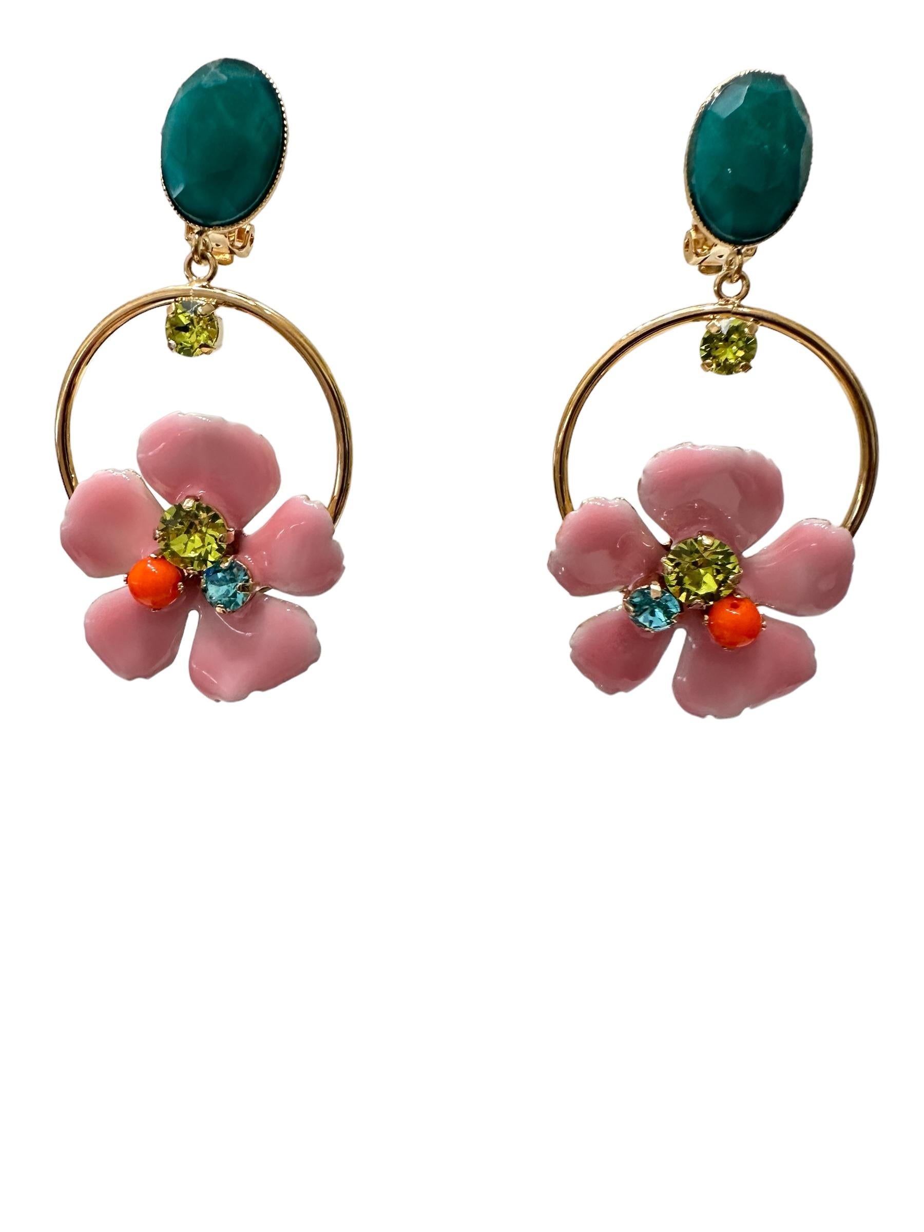 Philippe Ferrandis Ischia Clip Earrings in Green In New Condition For Sale In Virginia Beach, VA