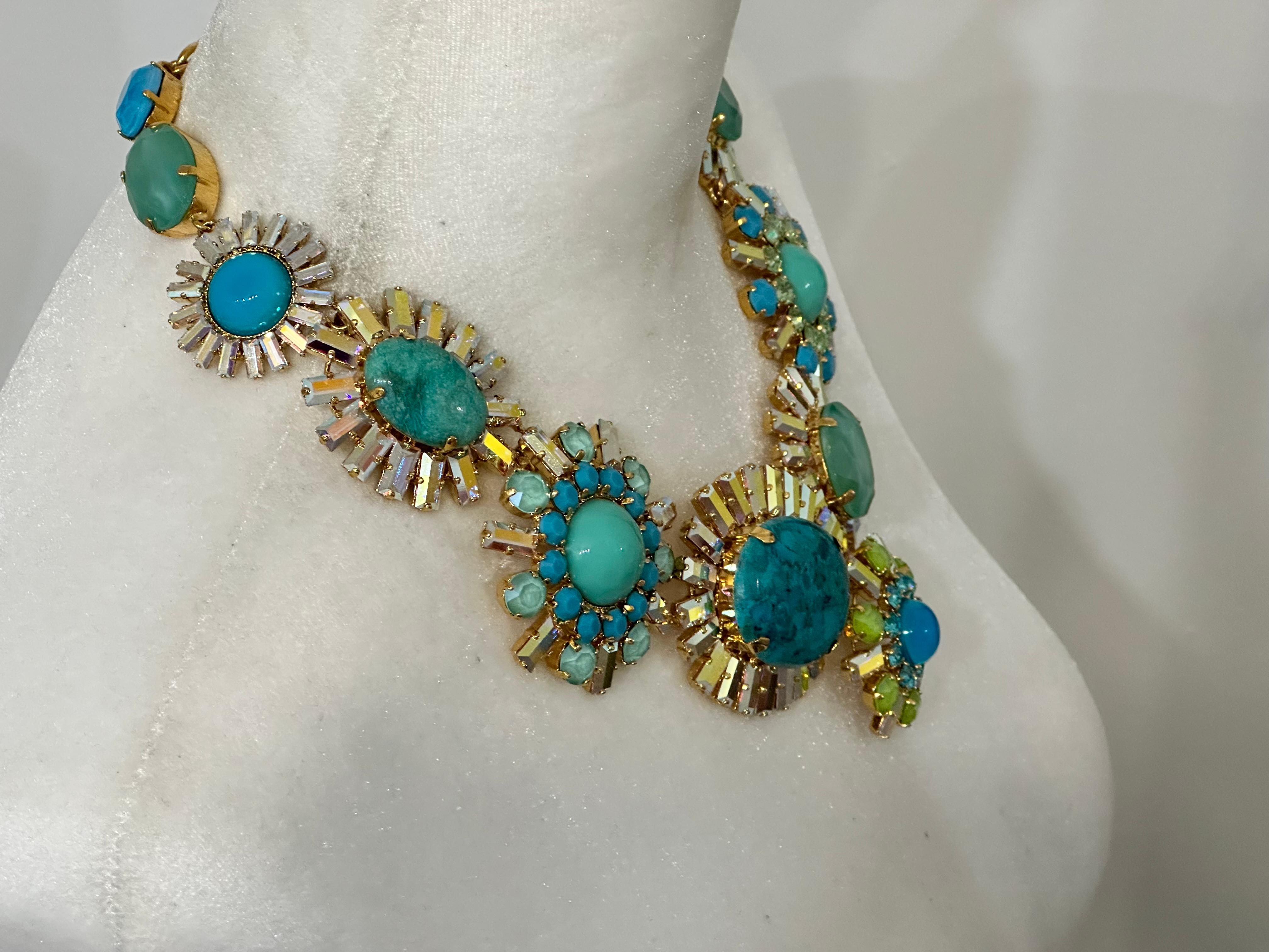 Philippe Ferrandis Chocker Único En Aqua en Nuevo estado para la venta en Virginia Beach, VA