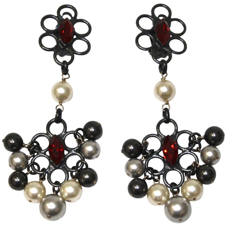 Philippe Ferrandis Vintage Clip Earrings For Sale at 1stDibs