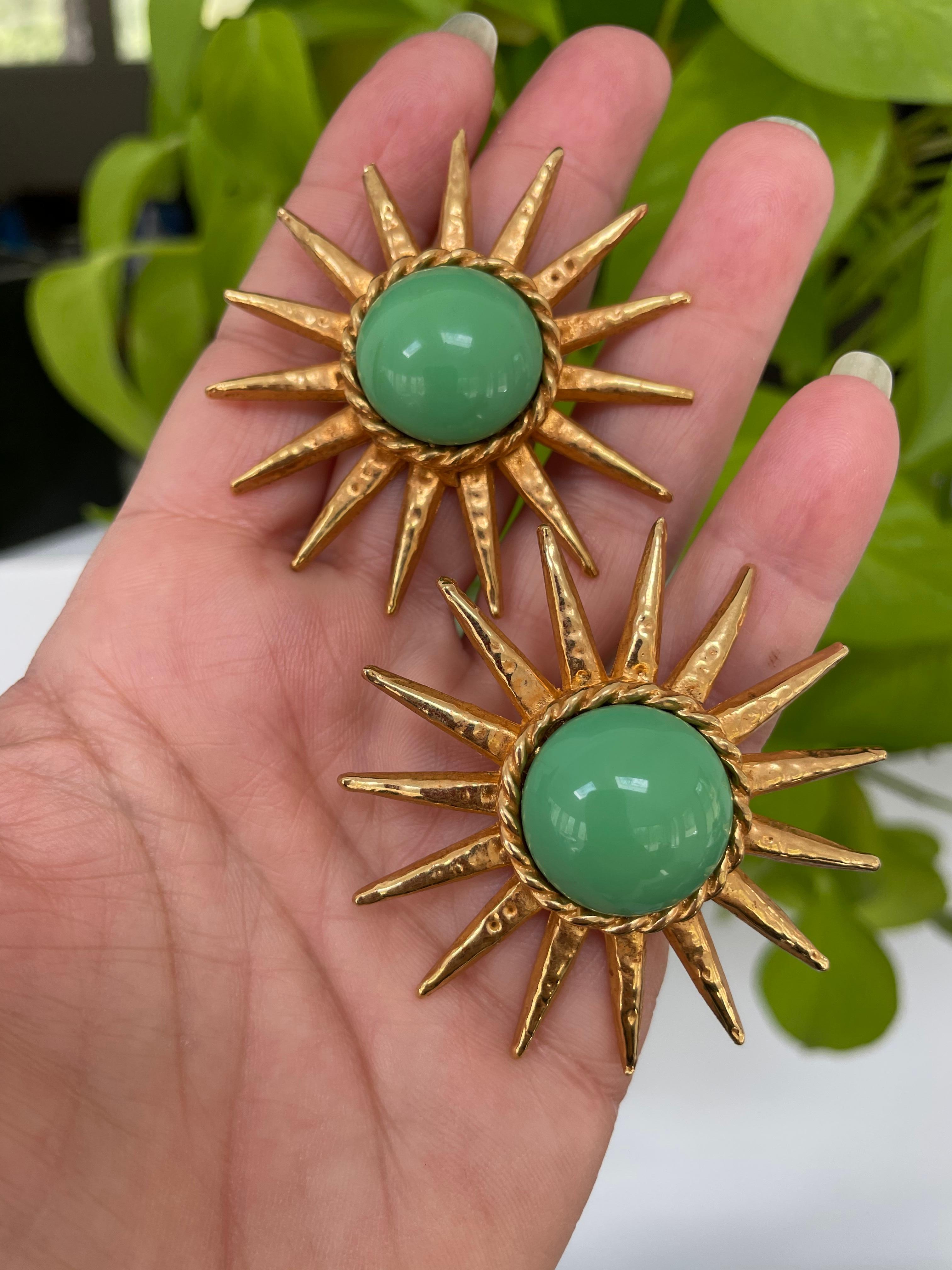 Philippe Ferrandis Clip on earrings. Stunning Green Glass center 
Circa 1990s New Old Stock
Still on original earring card from Neiman Marcus 
Measure 2.19
