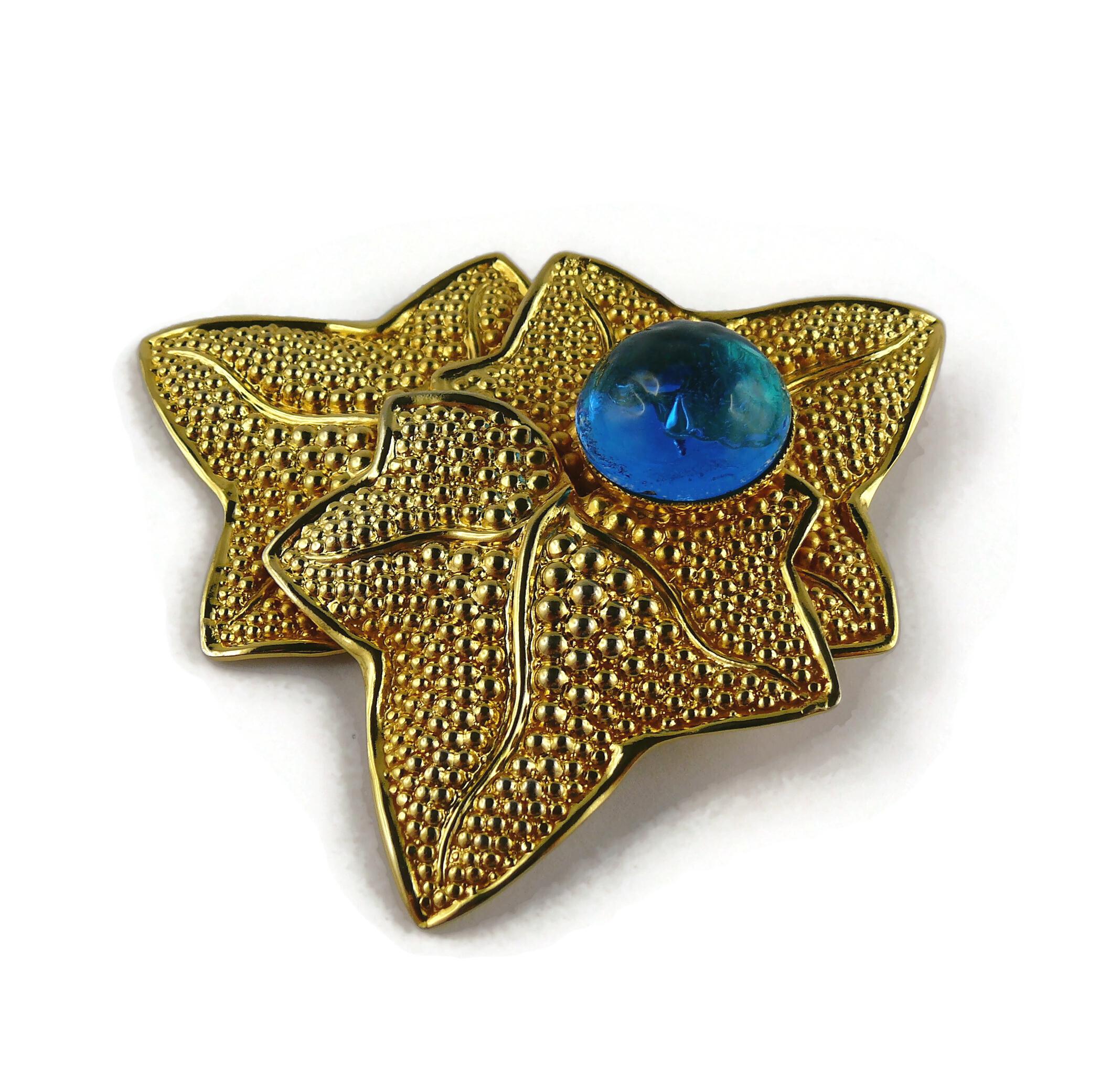 Philippe Ferrandis Vintage Massive Textured Leaves Acqua Blue Resin Cabochon In Good Condition In Nice, FR