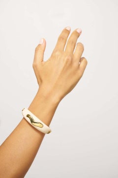 Philippe Ferrandis Waves Kleine Manschette in Weiß und Gold