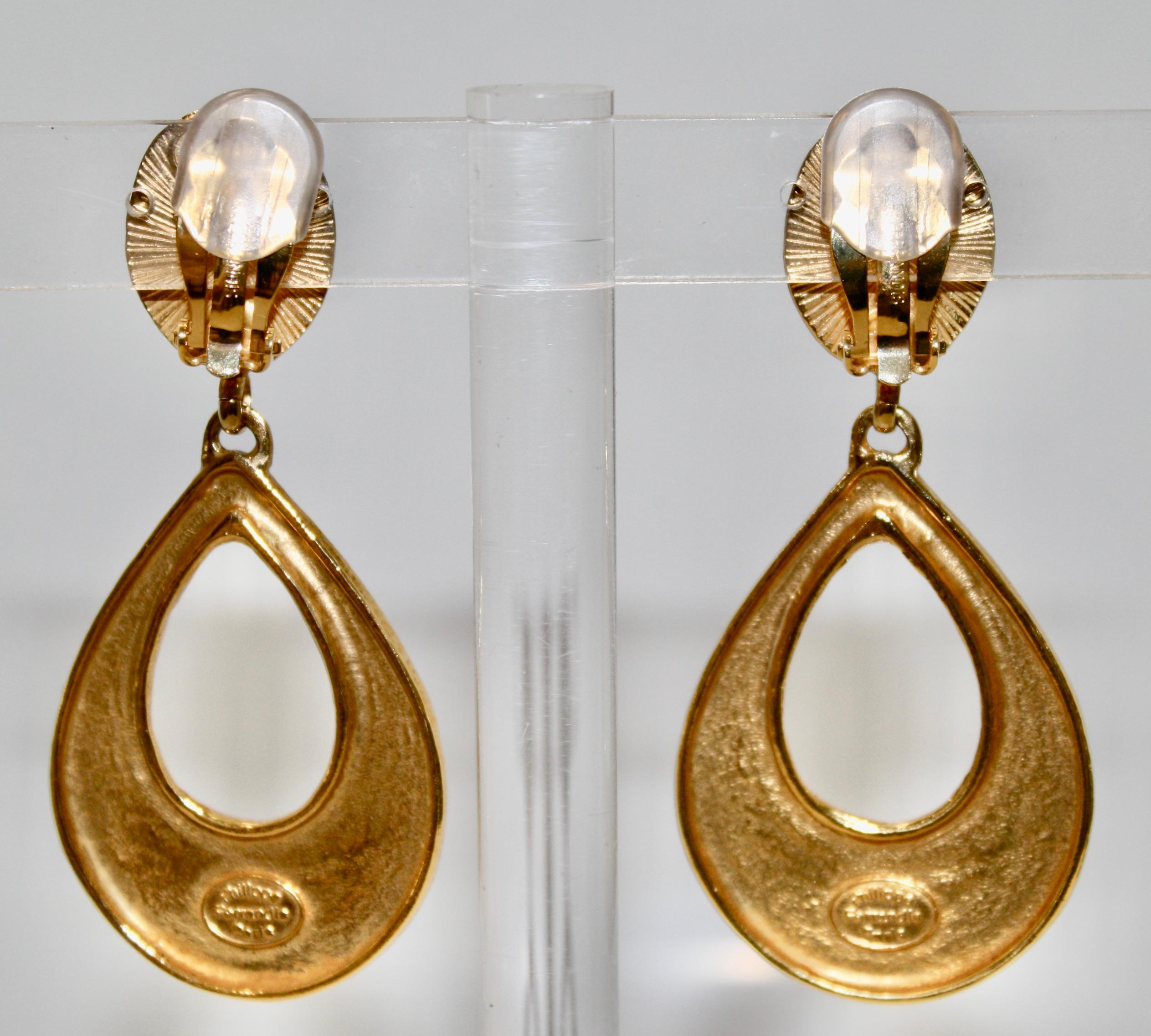 Cabochon Philippe Ferrandis  White Agate Large Clip Earrings 