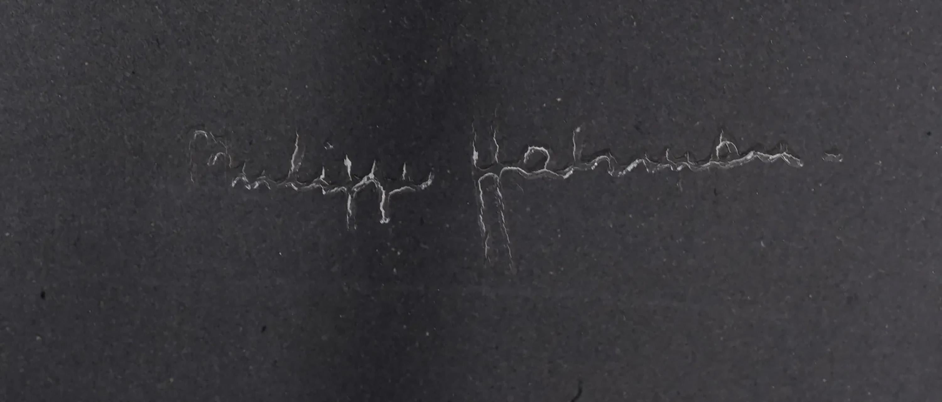 Antike signierte Original Seltene Humphrey Bogart-Porträtfotografie (Grau), Portrait Photograph, von Philippe Halsman