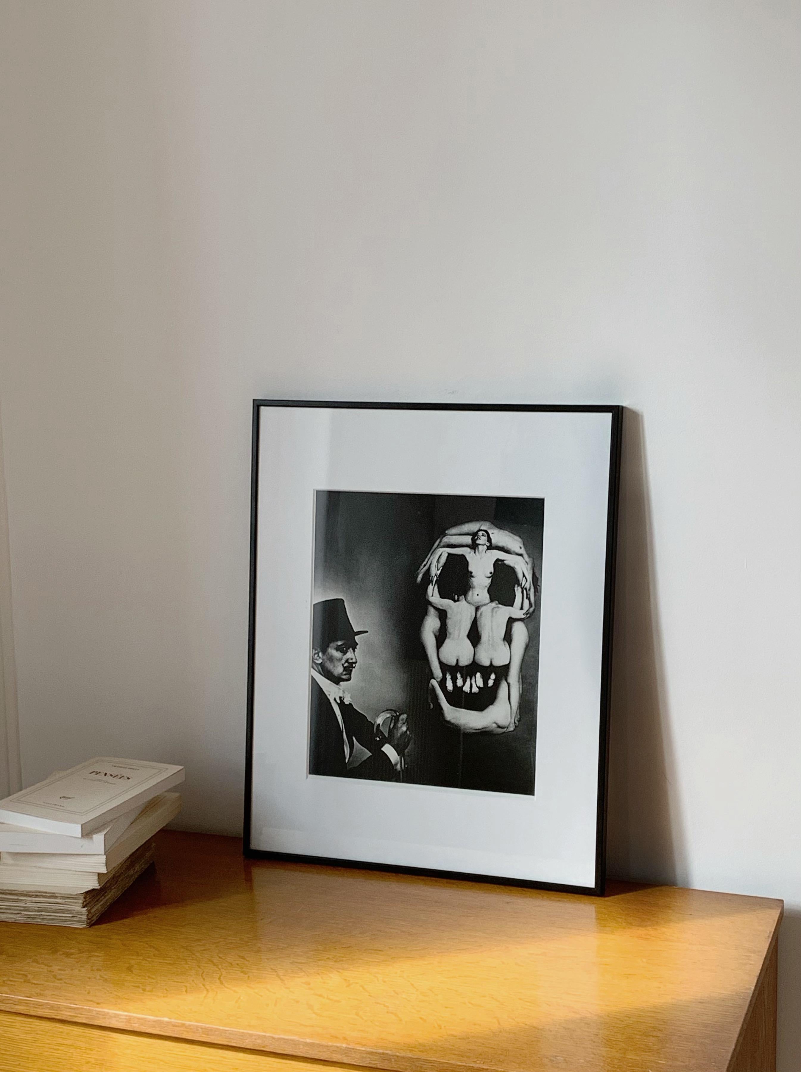 In Voluptate Mors, das Porträt von Salvador Dali, 1951 (Surrealismus), Photograph, von Philippe Halsman
